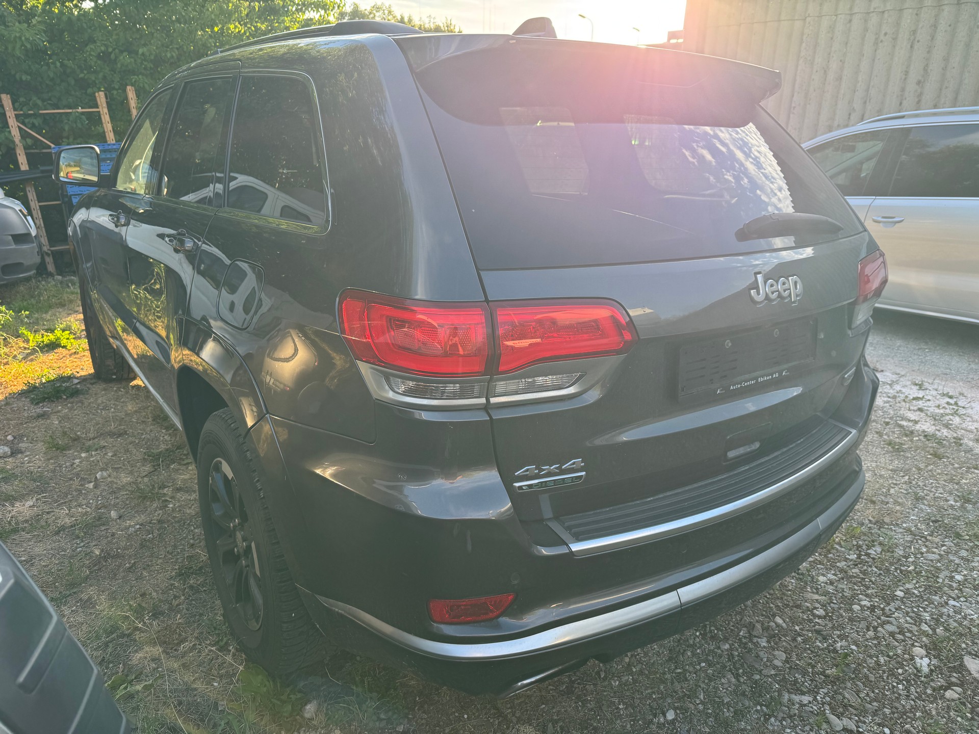 JEEP Grand Cherokee 3.0 CRD Summit Automatic-showroom-element-3