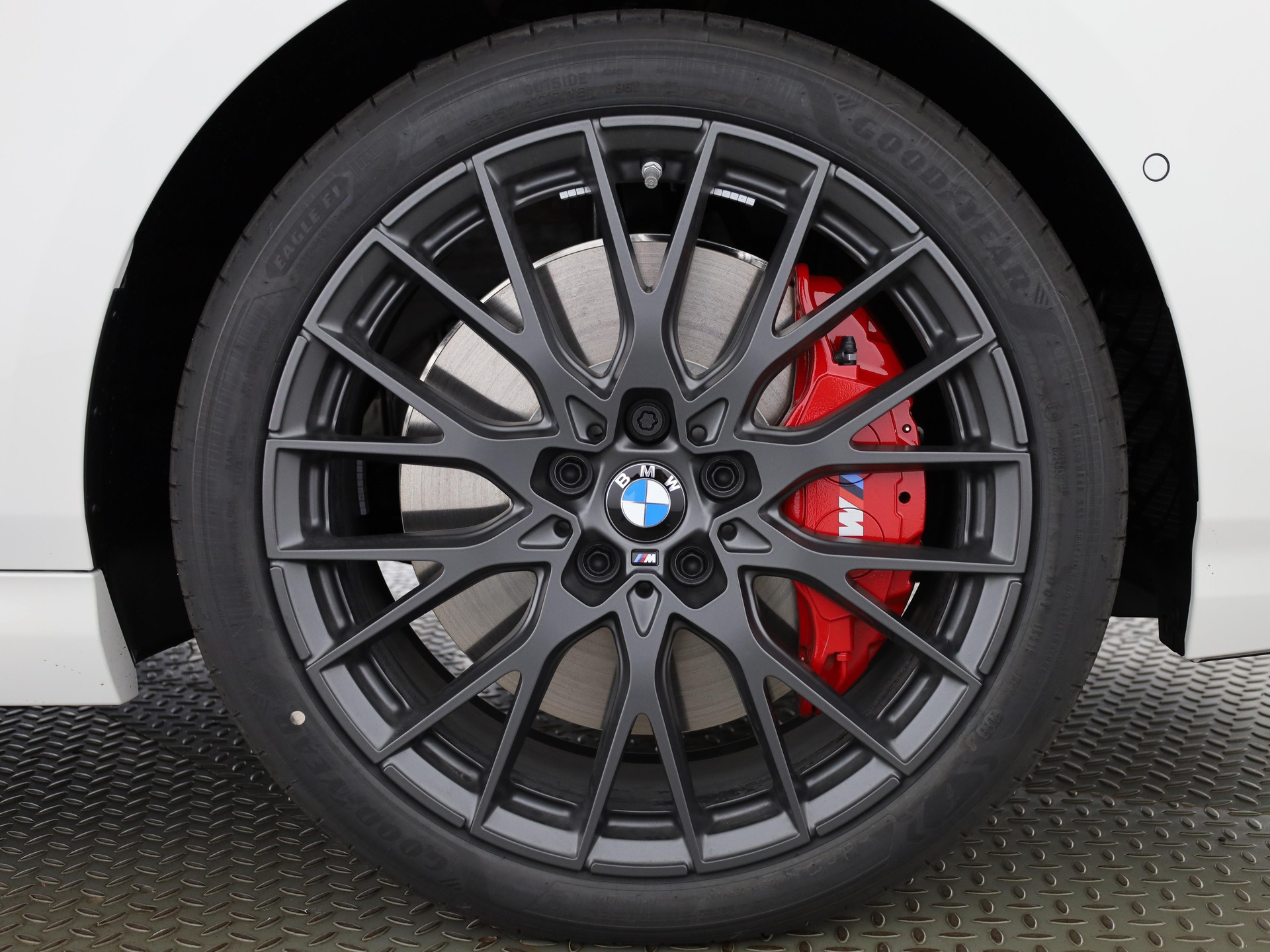 BMW M135i xDrive-image-6