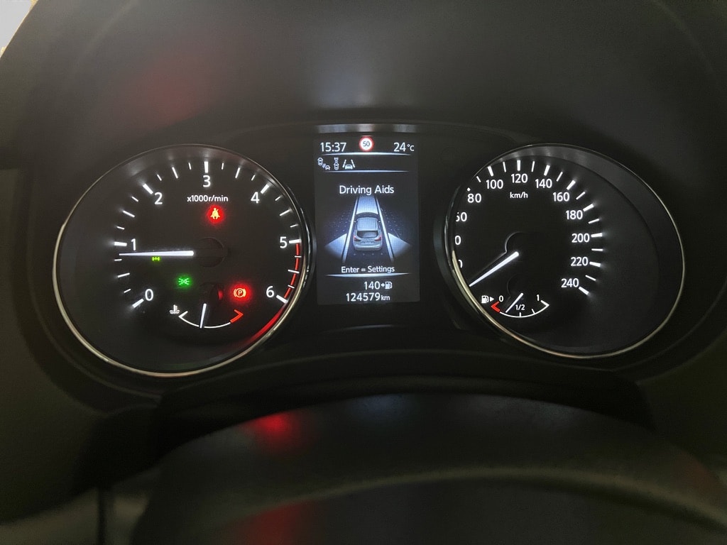 NISSAN Qashqai 1.6 dCi tekna ALL-MODE 4x4-image-15