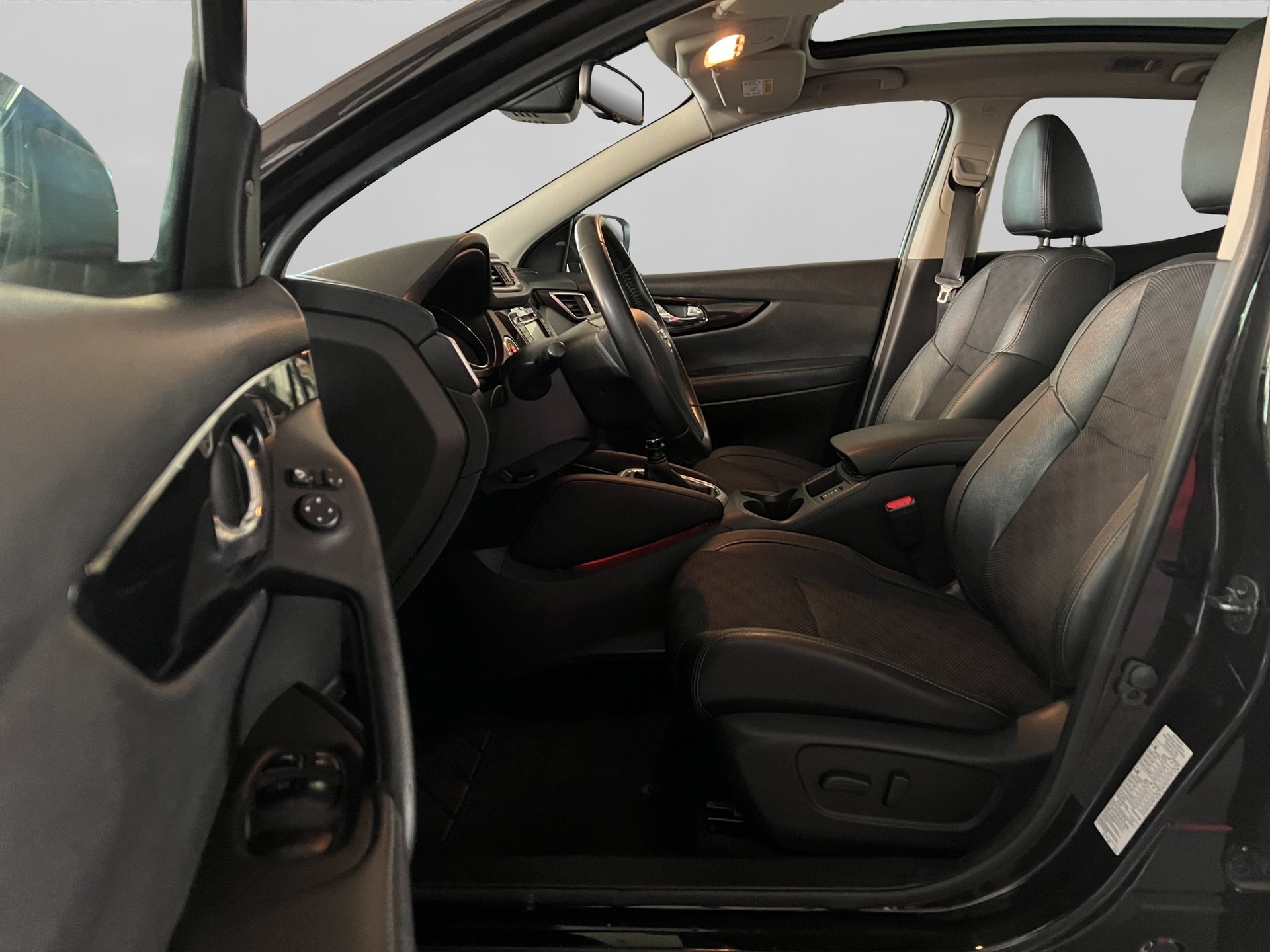 NISSAN Qashqai 1.6 dCi tekna ALL-MODE 4x4-image-9