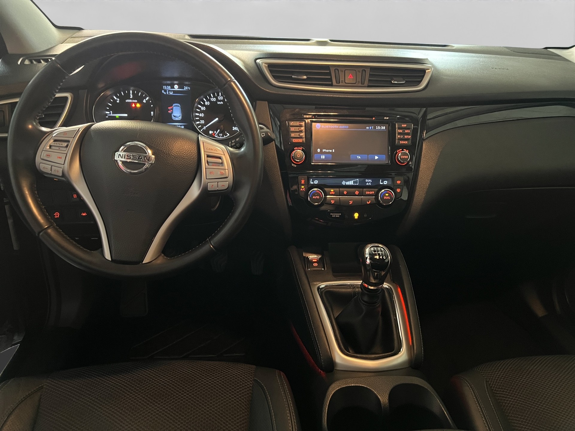 NISSAN Qashqai 1.6 dCi tekna ALL-MODE 4x4-image-13