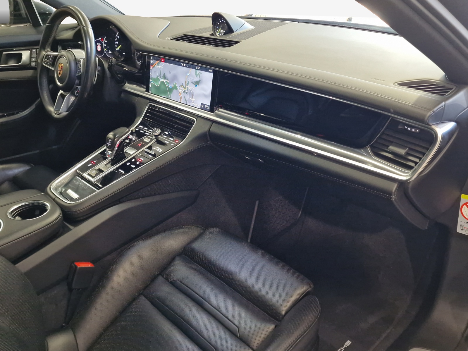 PORSCHE Panamera 4 E-Hybrid PDK-image-13