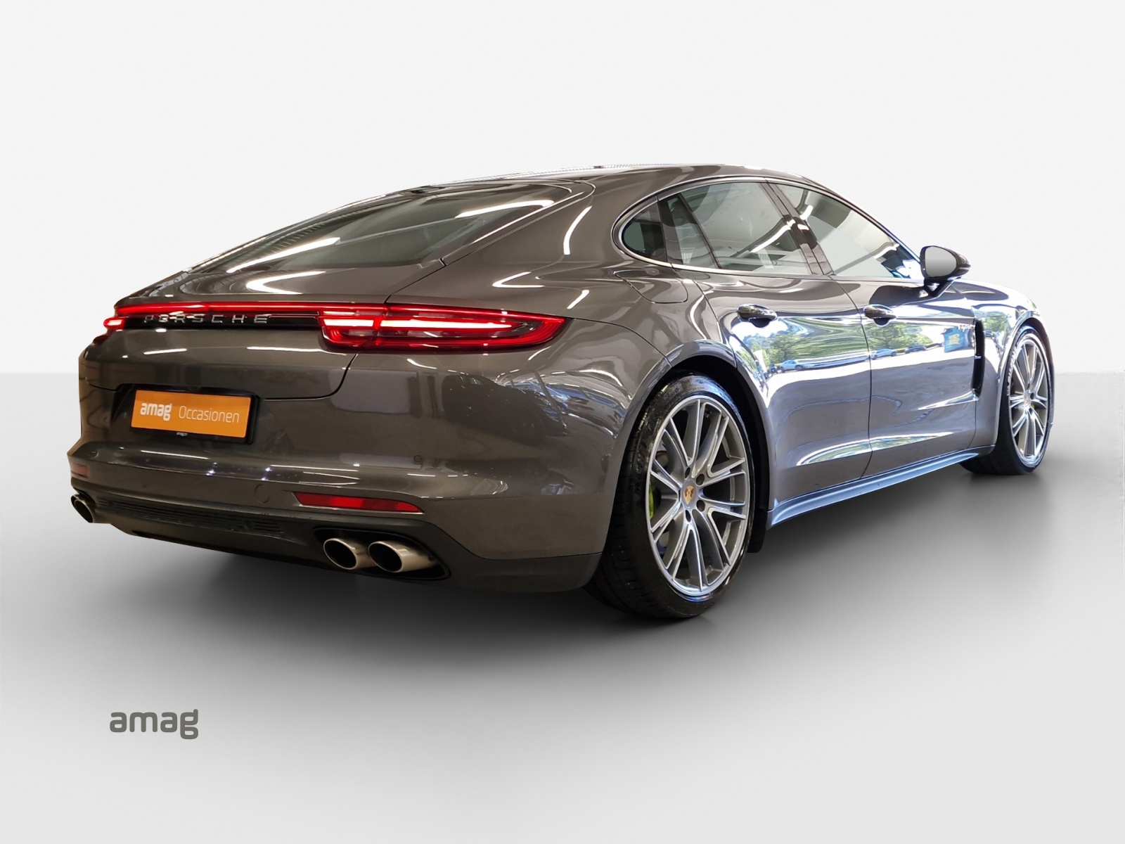 PORSCHE Panamera 4 E-Hybrid PDK-image-4
