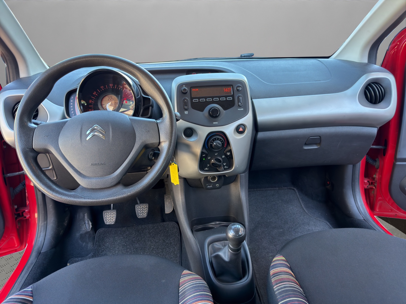 CITROEN C1 1.0 VTi Feel Edition Airscape-image-13