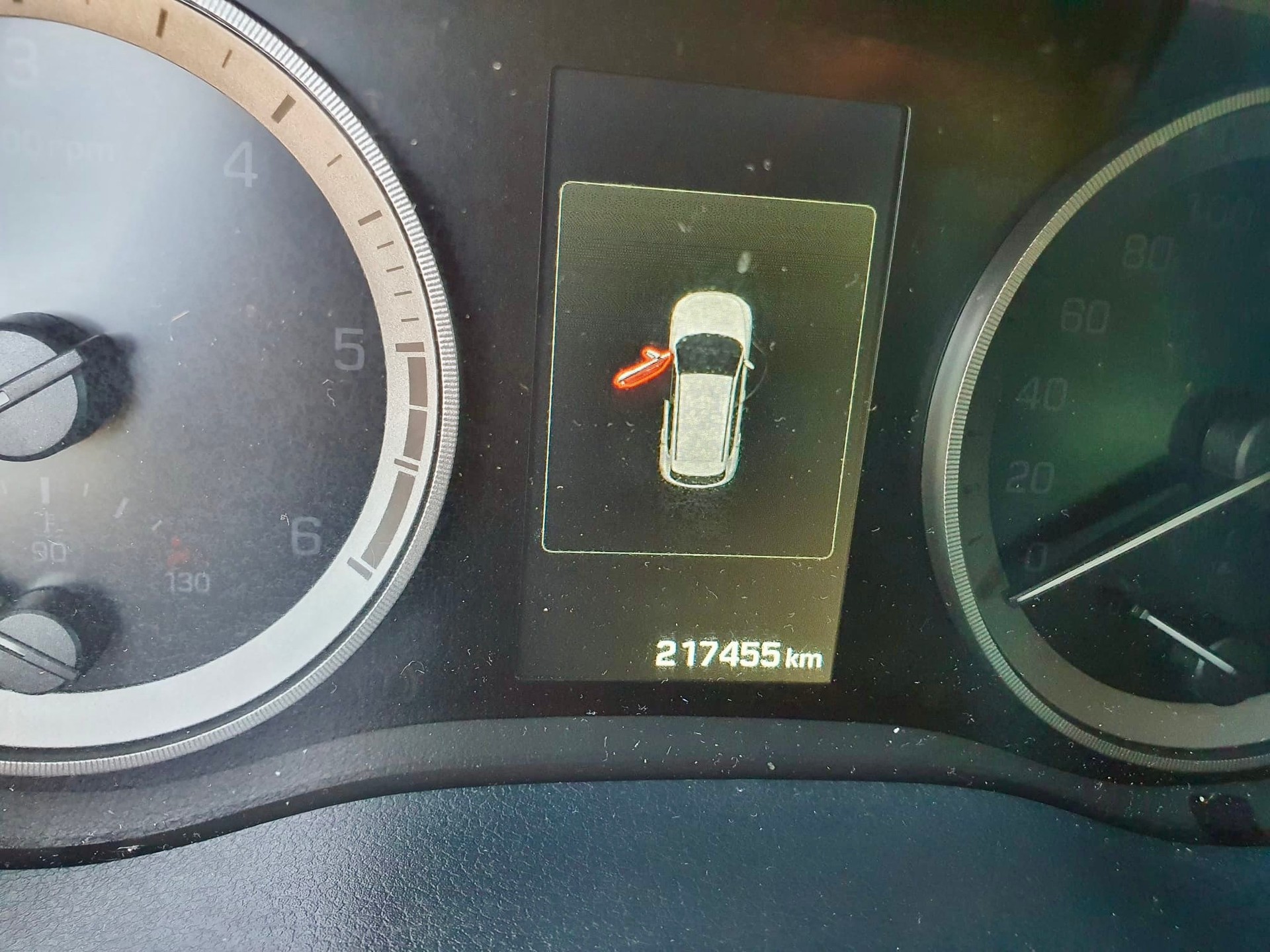 HYUNDAI Tucson 2.0 CRDI exxtra Plus 4WD Automatic-image-13
