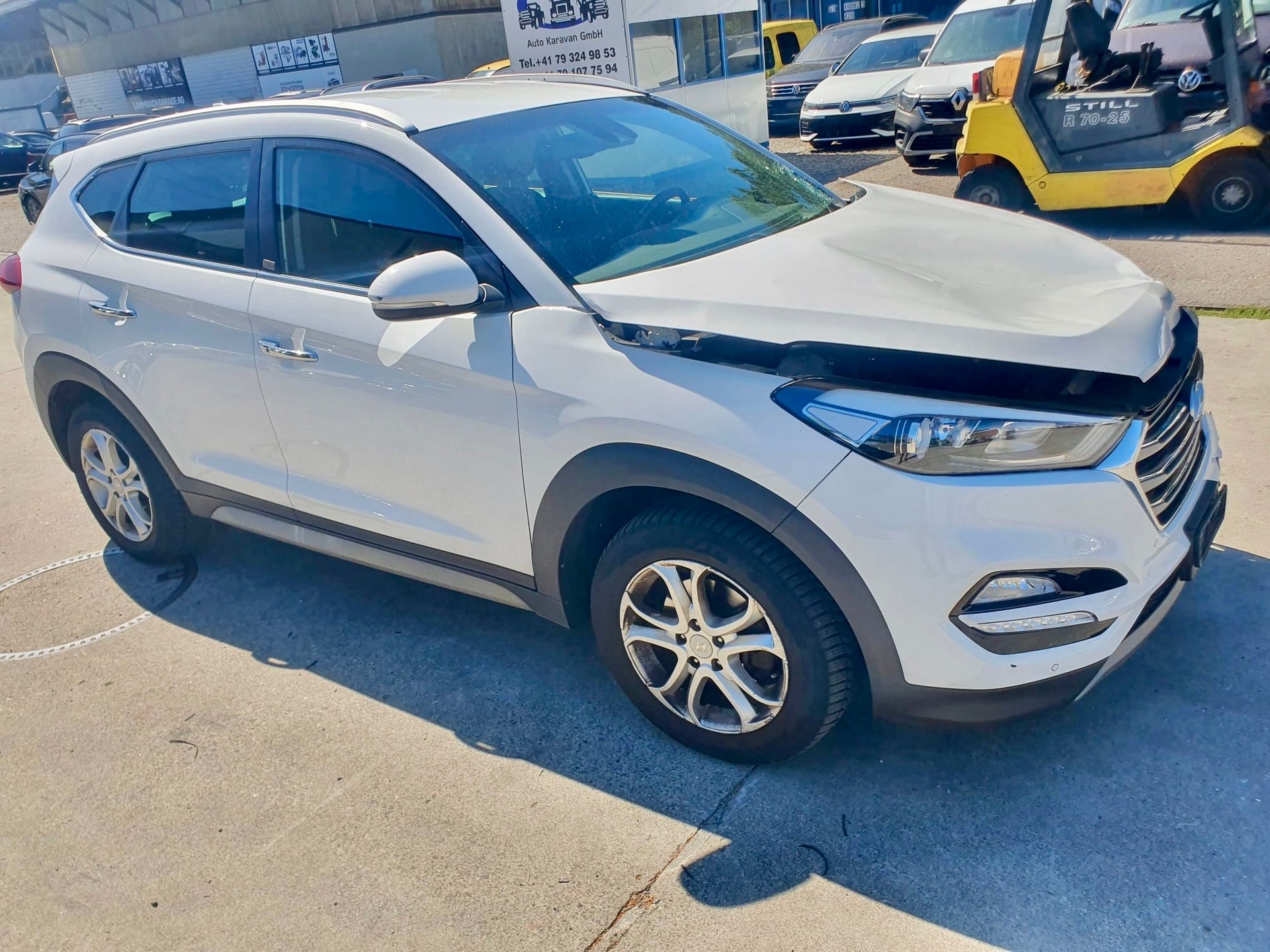 HYUNDAI Tucson 2.0 CRDI exxtra Plus 4WD Automatic-image-1