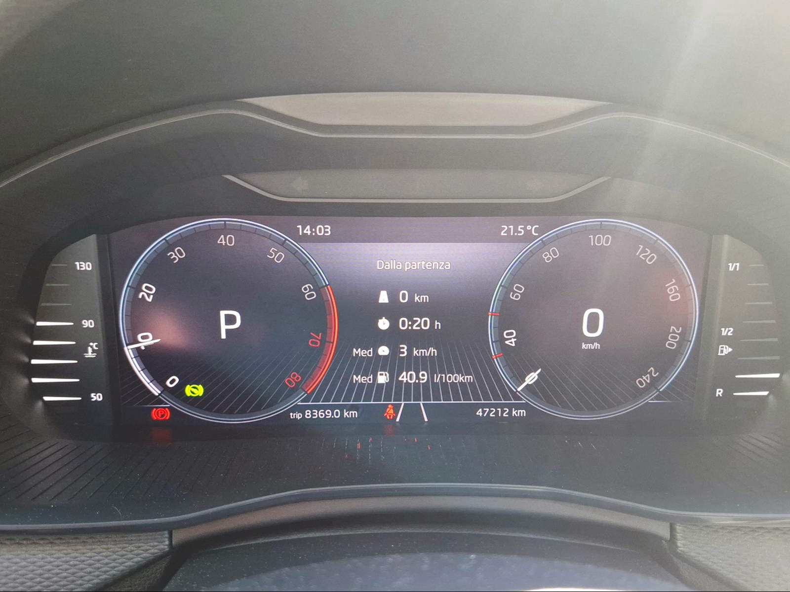 SKODA Kamiq 1.0 TSI Ambition DSG-image-11