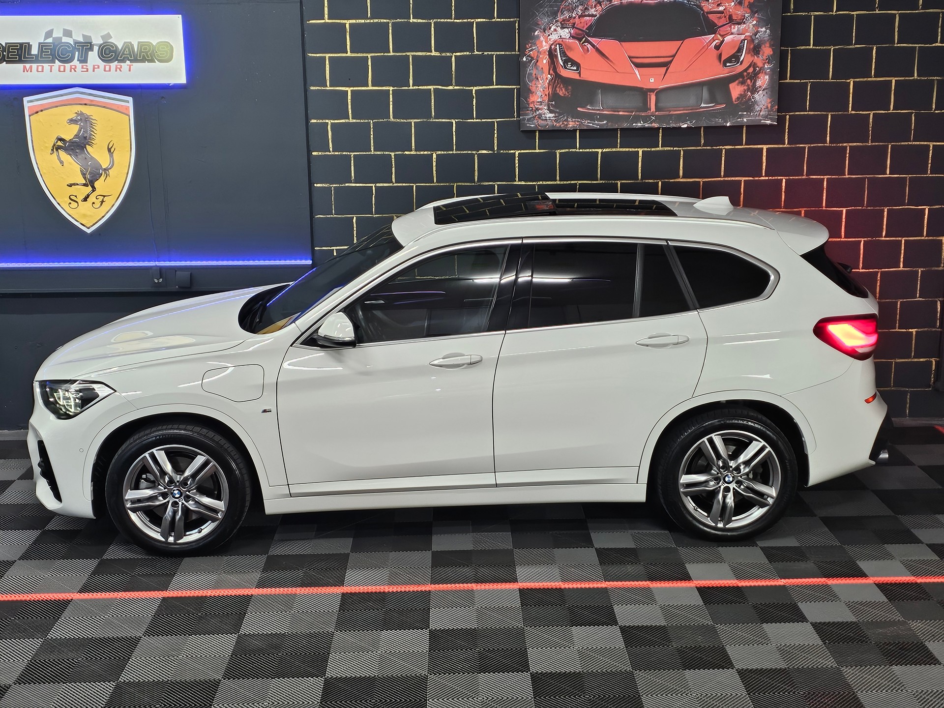 BMW X1 xDrive 25e M Sport Steptronic-image-1