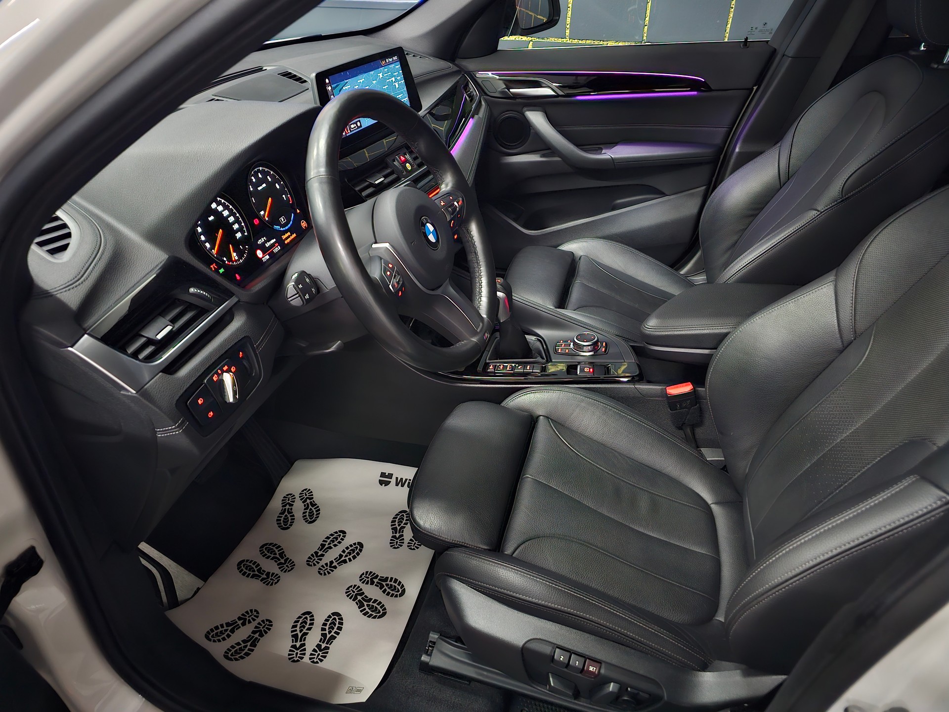 BMW X1 xDrive 25e M Sport Steptronic-image-10