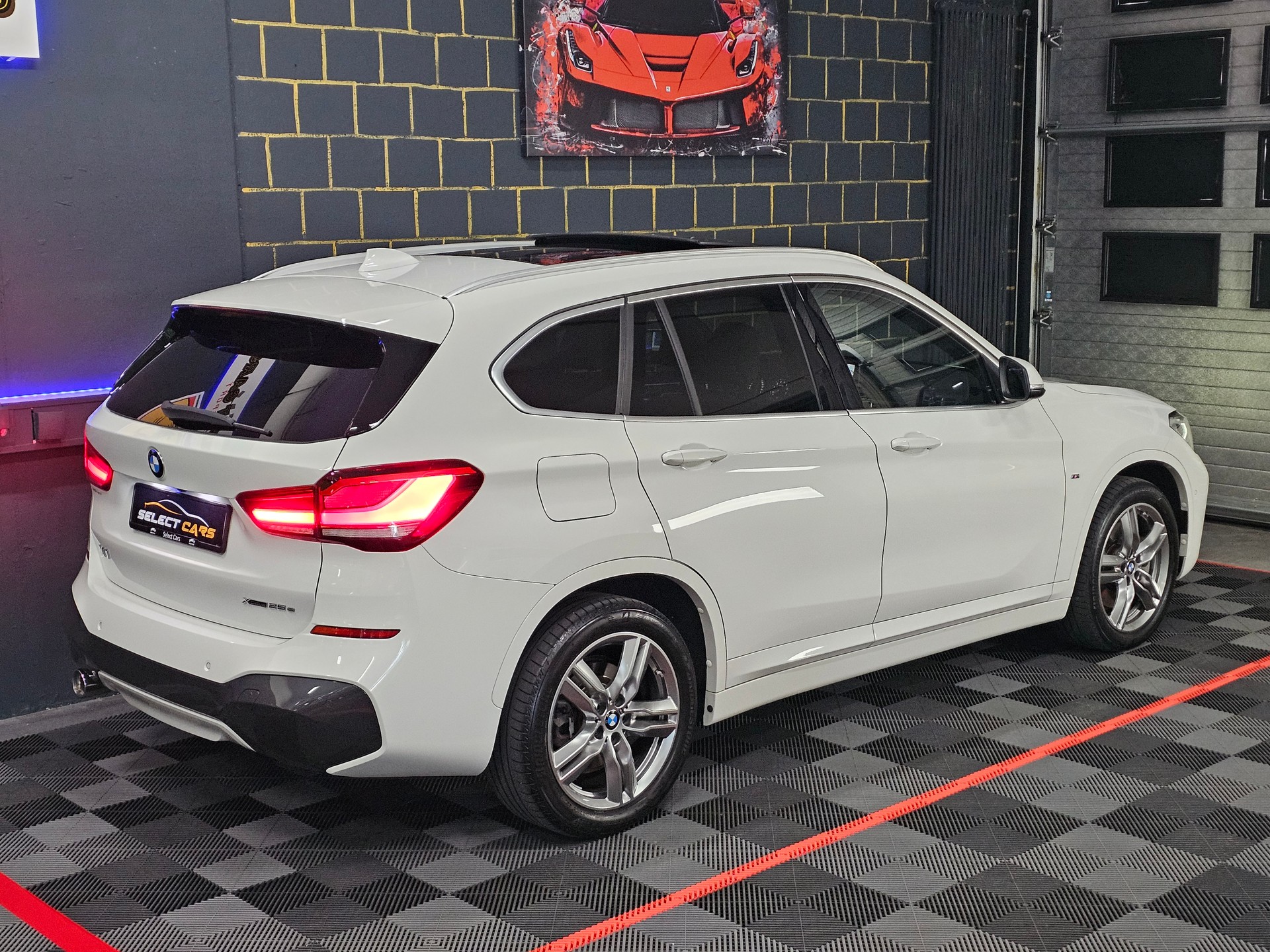 BMW X1 xDrive 25e M Sport Steptronic-image-2