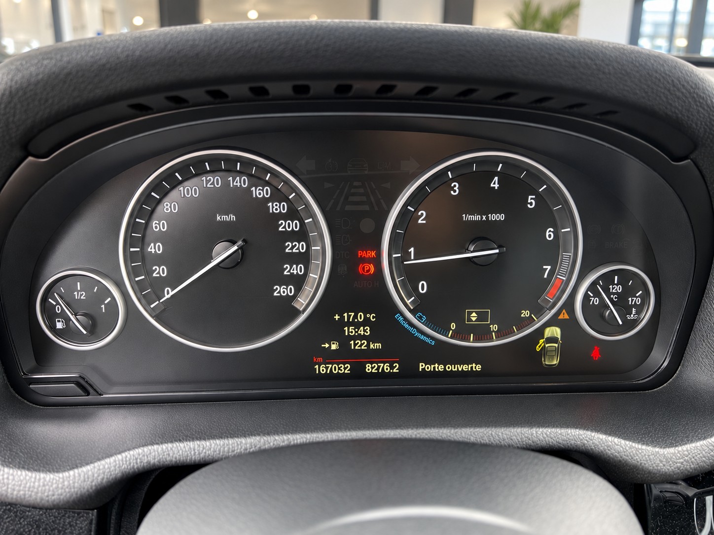 BMW X3 xDrive 20i-image-10
