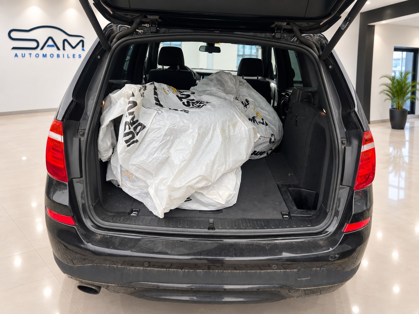 BMW X3 xDrive 20i-image-6