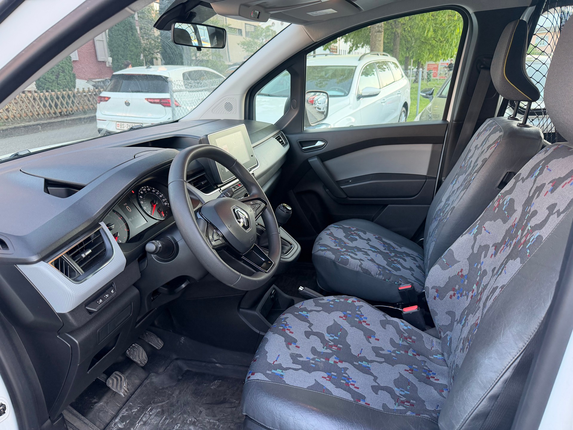 RENAULT Kangoo Van 1.5 dCi Open Sesame 95 Advance-image-6