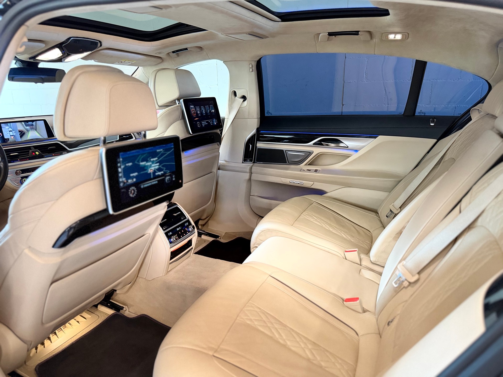 BMW 740Ld xDrive Steptronic-image-15