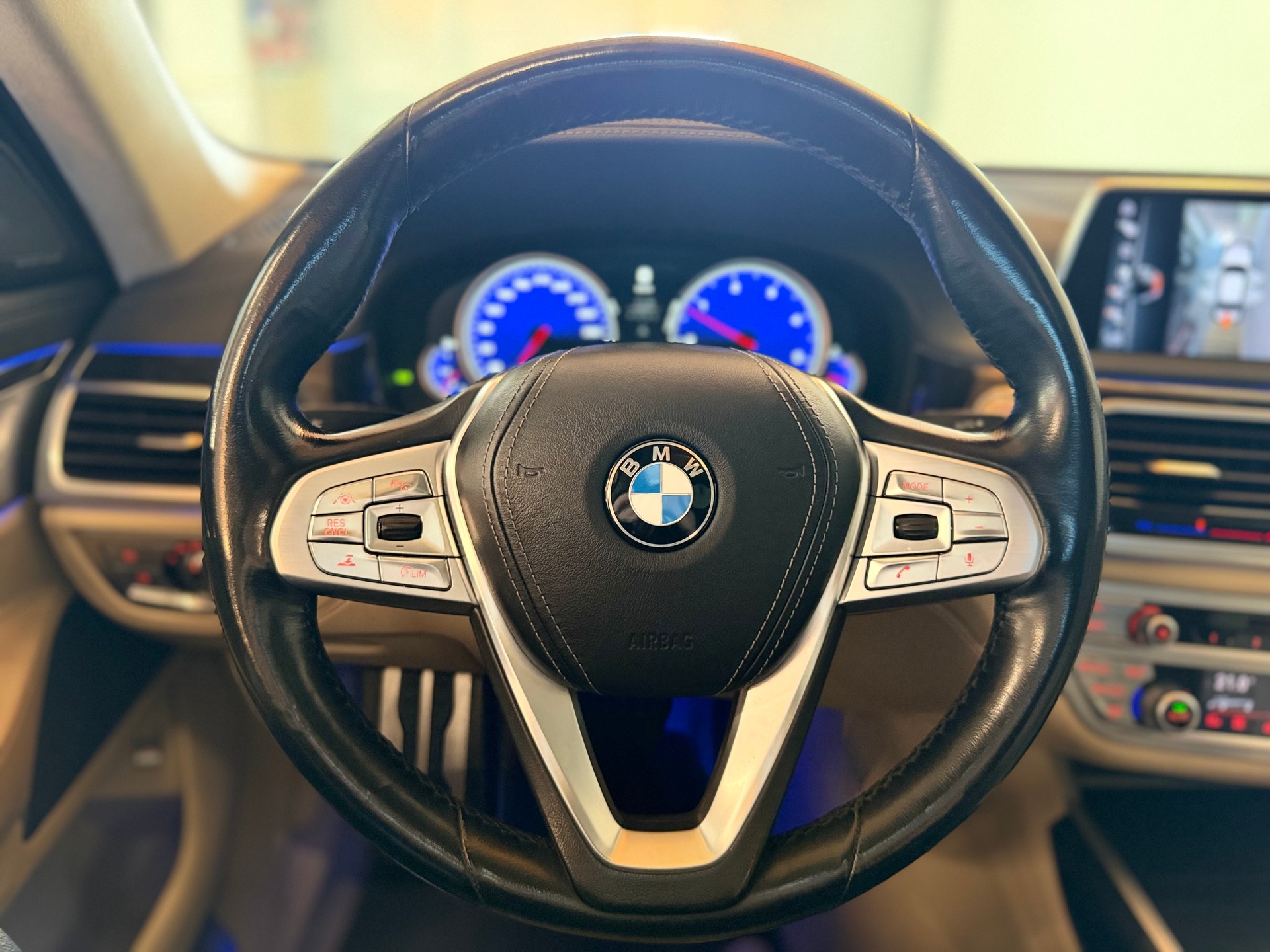 BMW 740Ld xDrive Steptronic-image-22