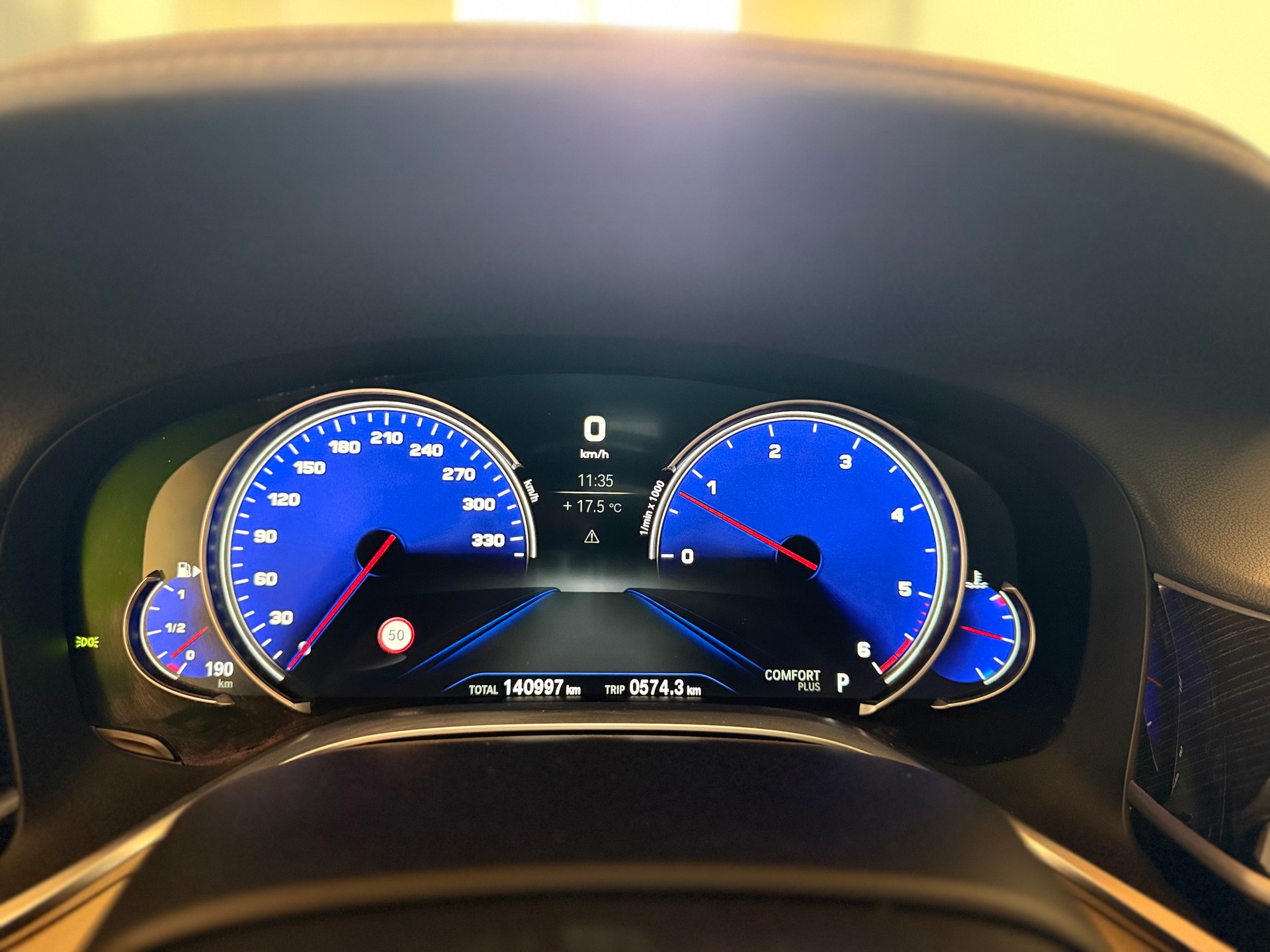 BMW 740Ld xDrive Steptronic-image-19