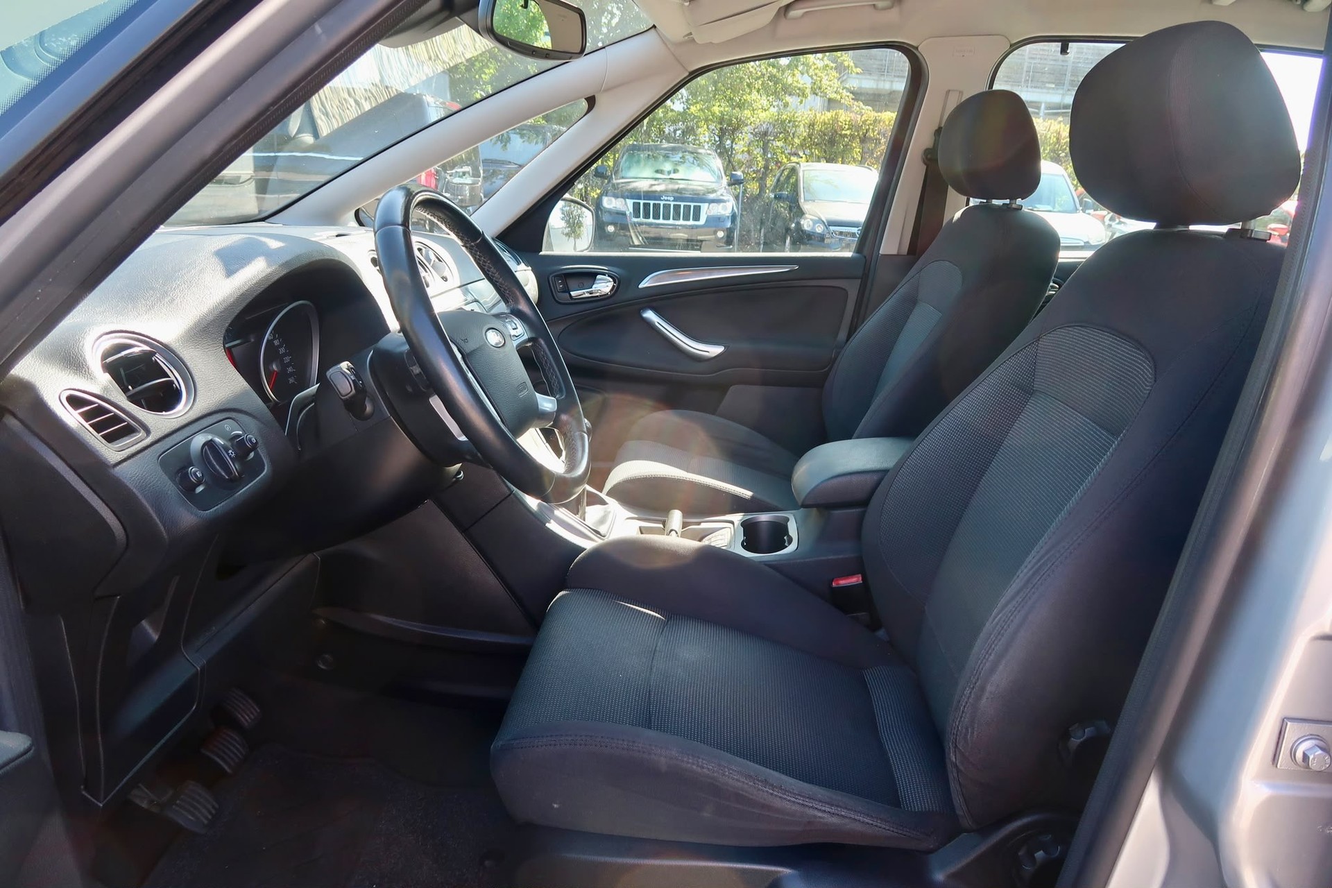 FORD S-Max 2.0 TDCi Titanium-image-7