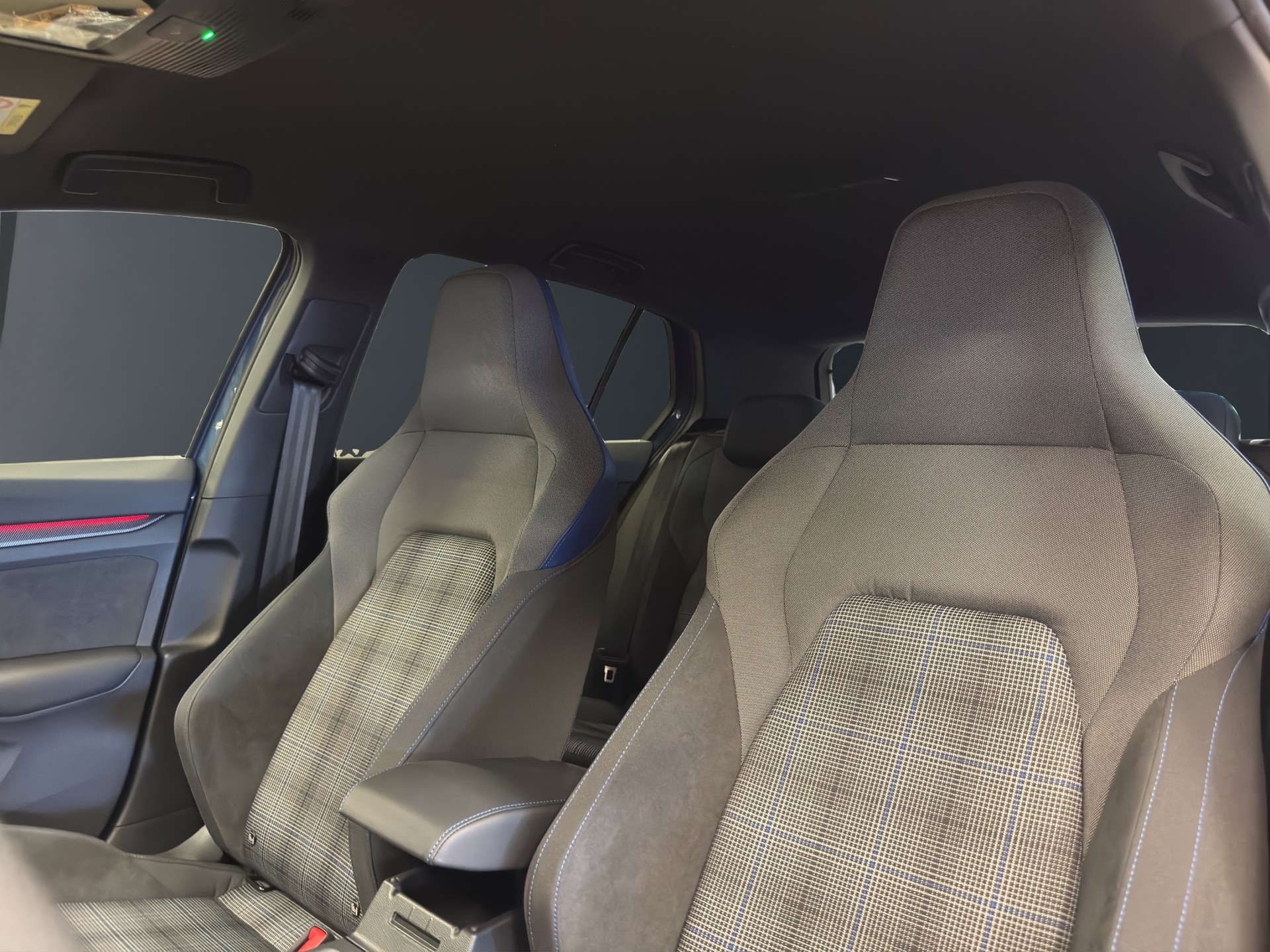 VW Golf 1.5 TSI PHEV GTE-image-23