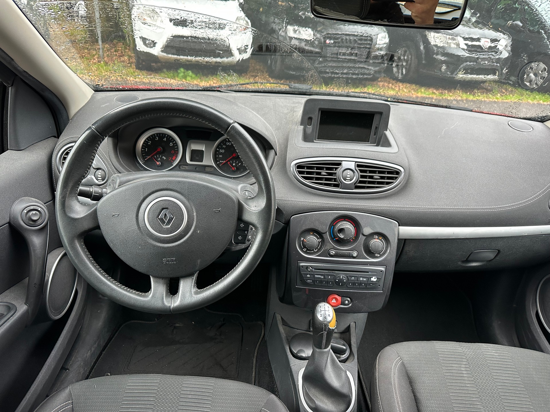 RENAULT Clio Grandtour 1.2 16V Turbo Night&Day-image-8
