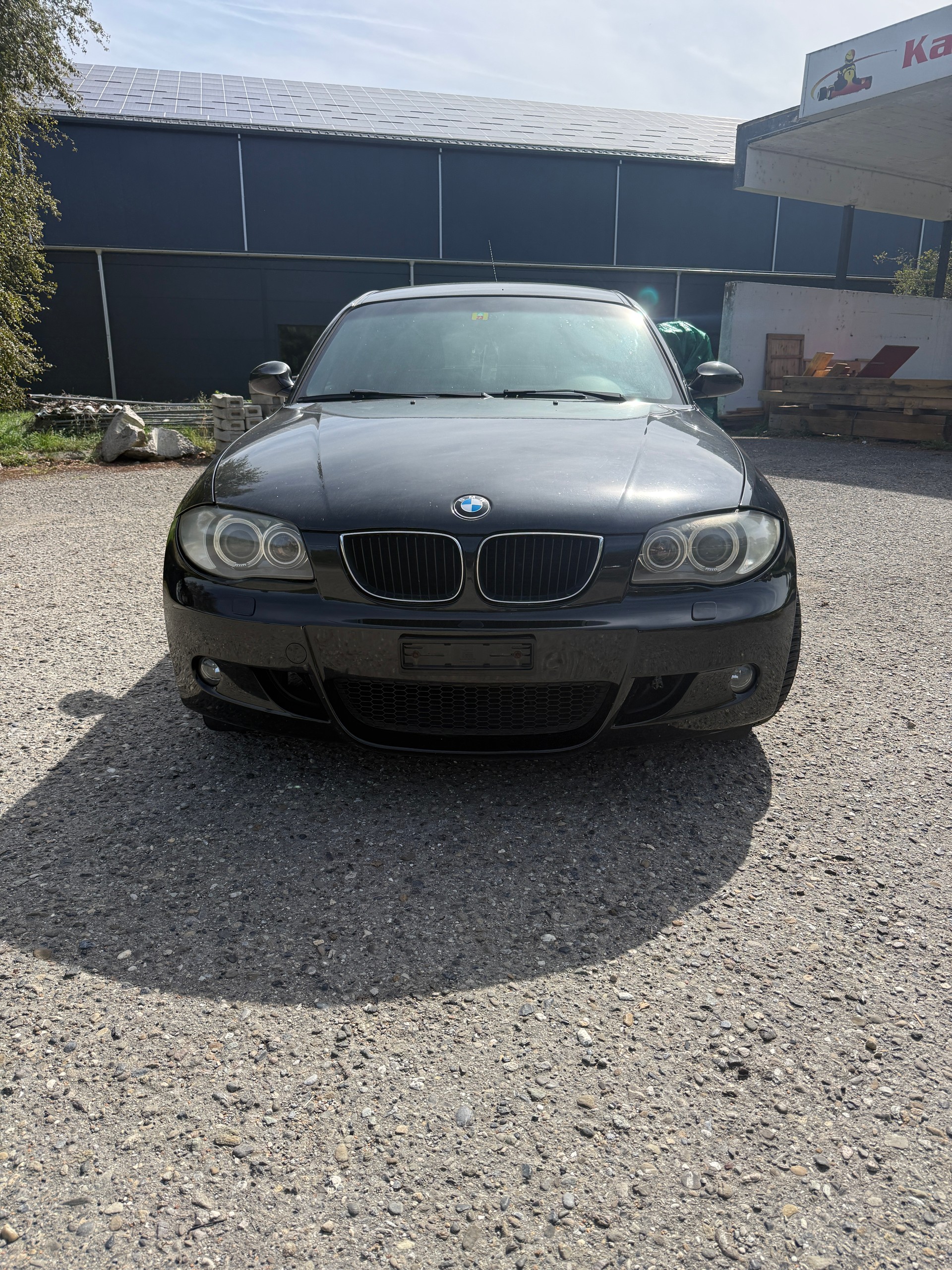 BMW 120i-image-0