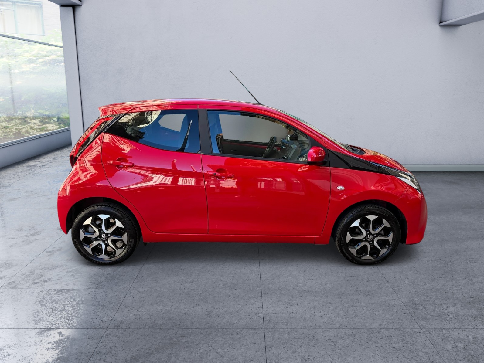 TOYOTA Aygo 1.0 VVT-i Trend-image-3