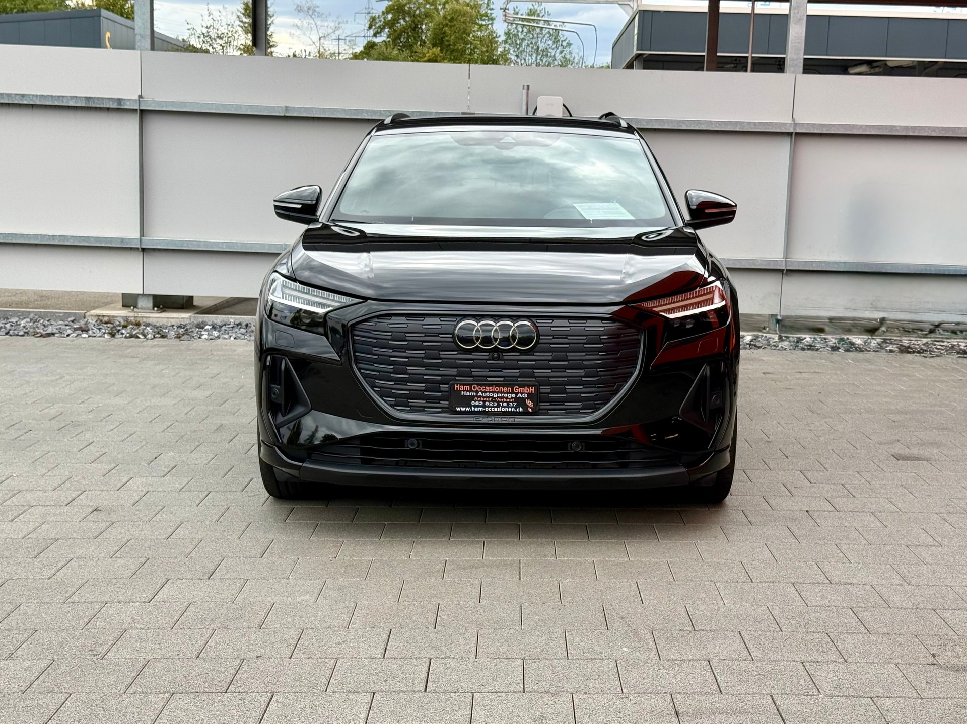AUDI Q4 e-tron 50 quattro-image-0