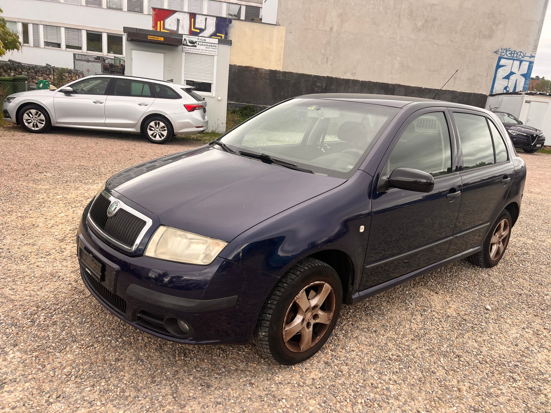 SKODA Fabia 1.4 16V Ambiente-image-2