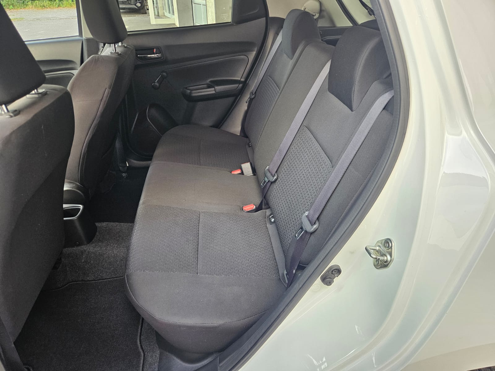 SUZUKI Swift 1.2i 16V Compact+ Allgrip 4x4-image-9