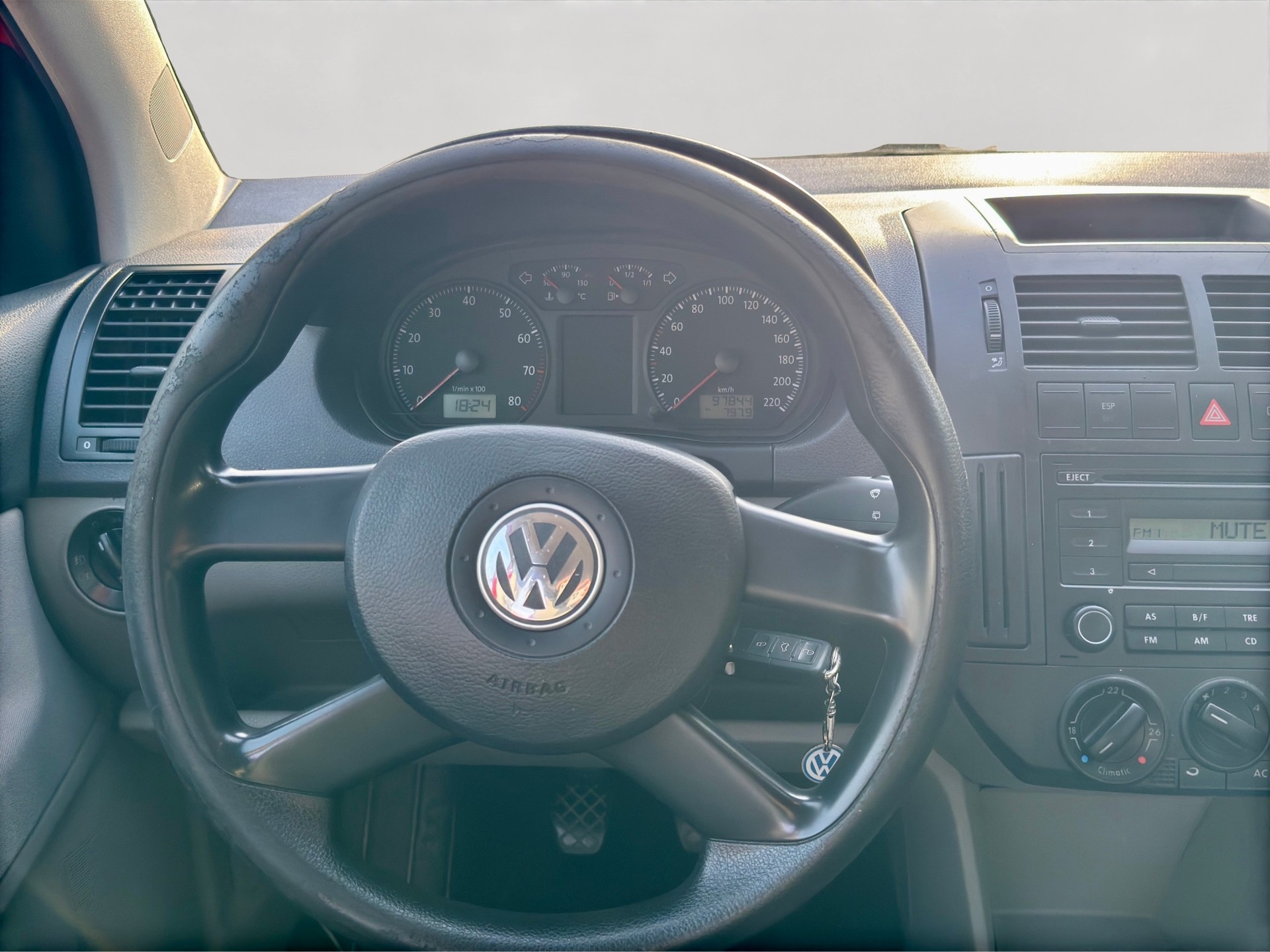 VW Polo 1.4 16V Comfortline-image-9