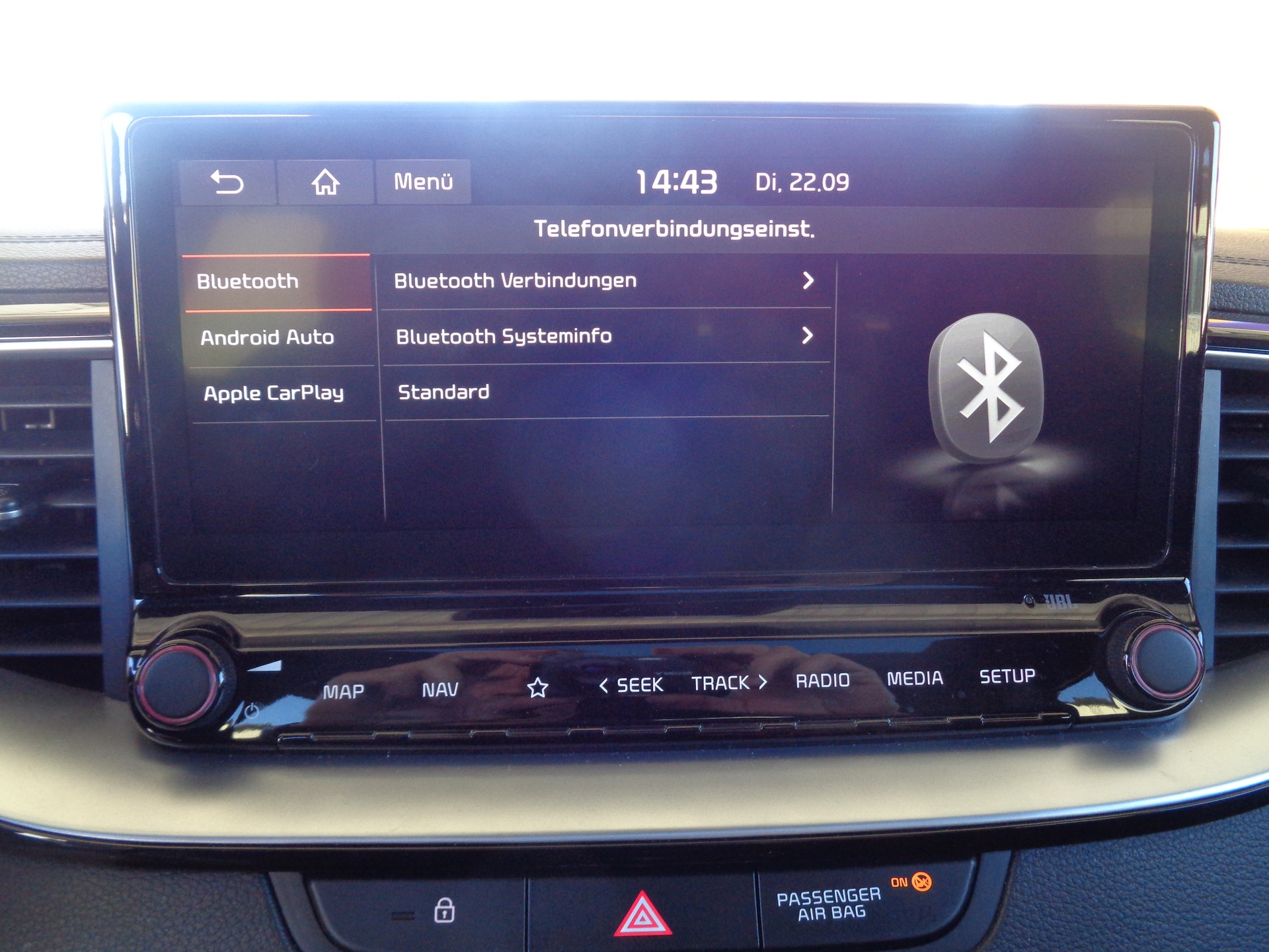 KIA ProCeed 1.6 T-GDi GT DCT-image-13
