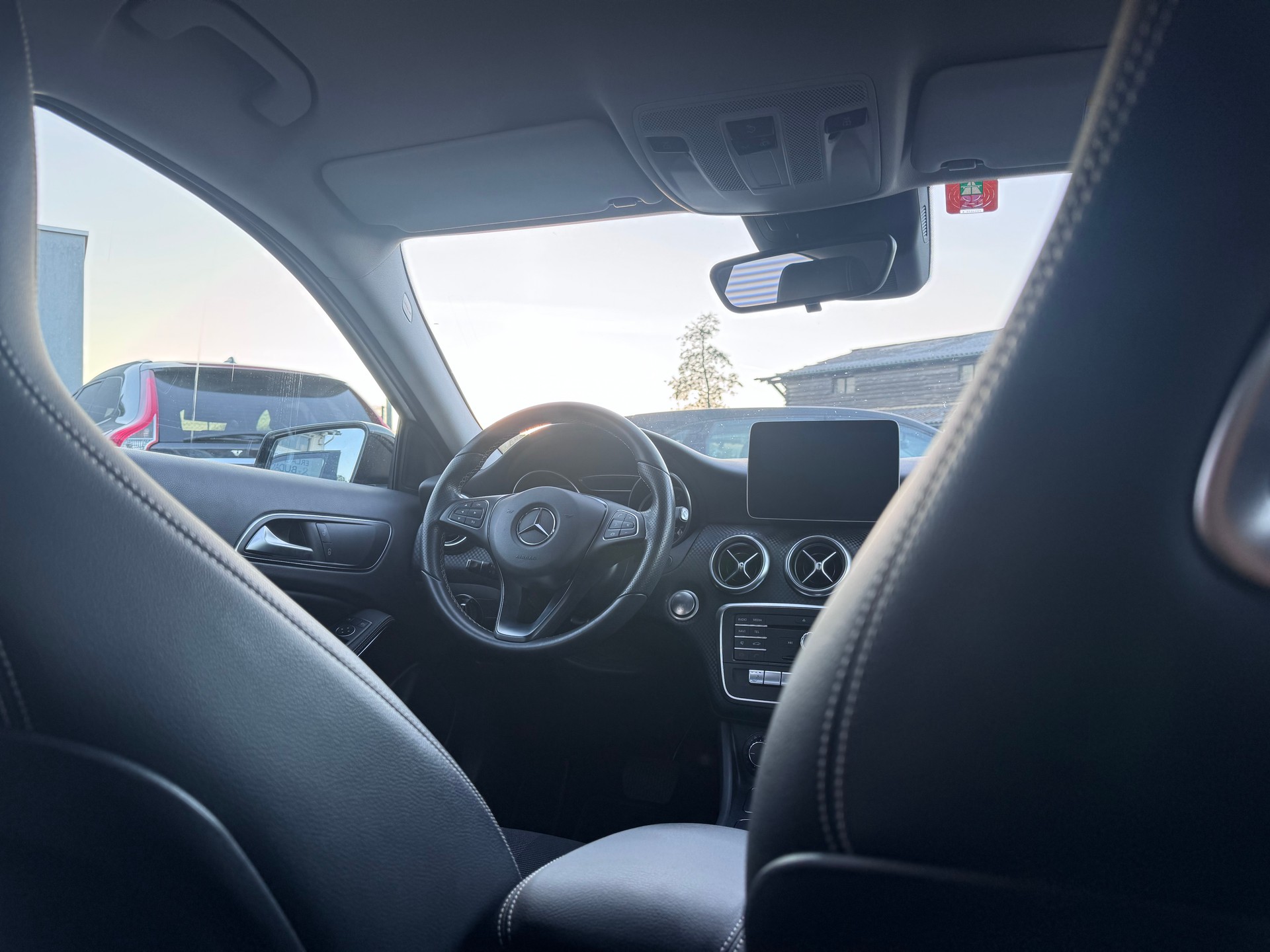 MERCEDES-BENZ A 220 Urban 4Matic 7G-DCT-image-10