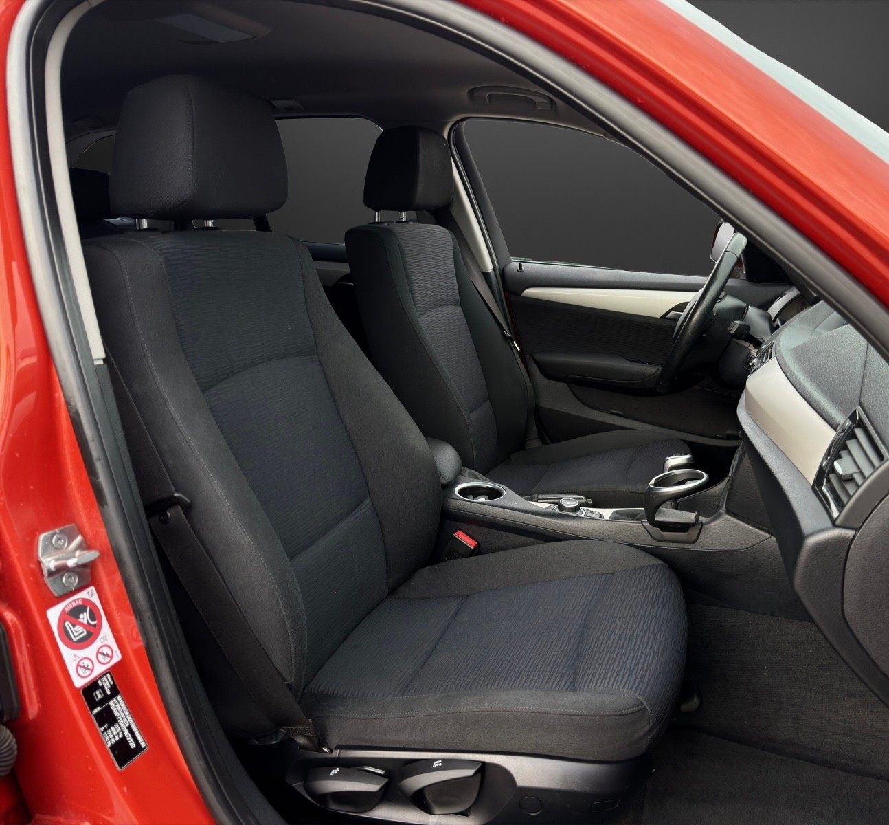 BMW X1 xDrive 18d mit 143 PS-image-8