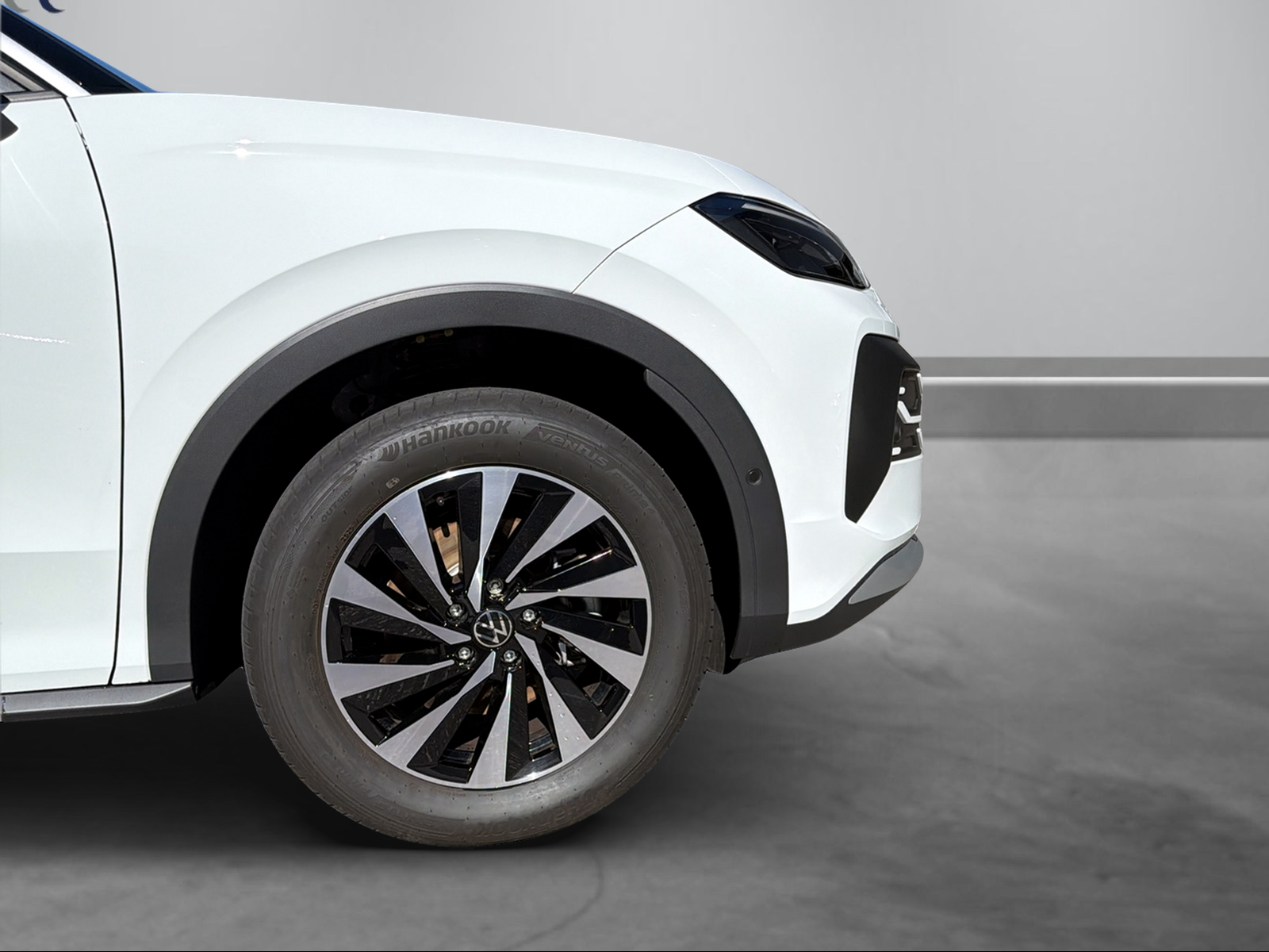 VW T-Roc 1.5 eTSI mHEV Life DSG-image-13