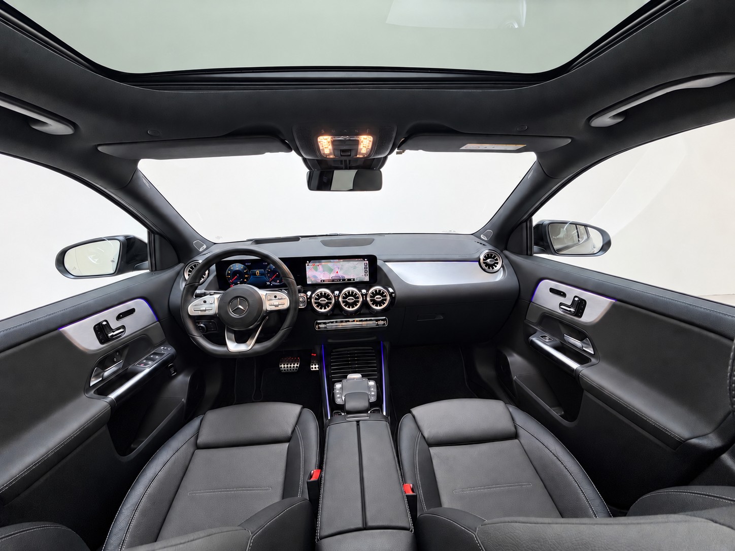 MERCEDES-BENZ GLA 250 4MATIC AMG Line (CH) | VOLLAUSSTATTUNG-image-14