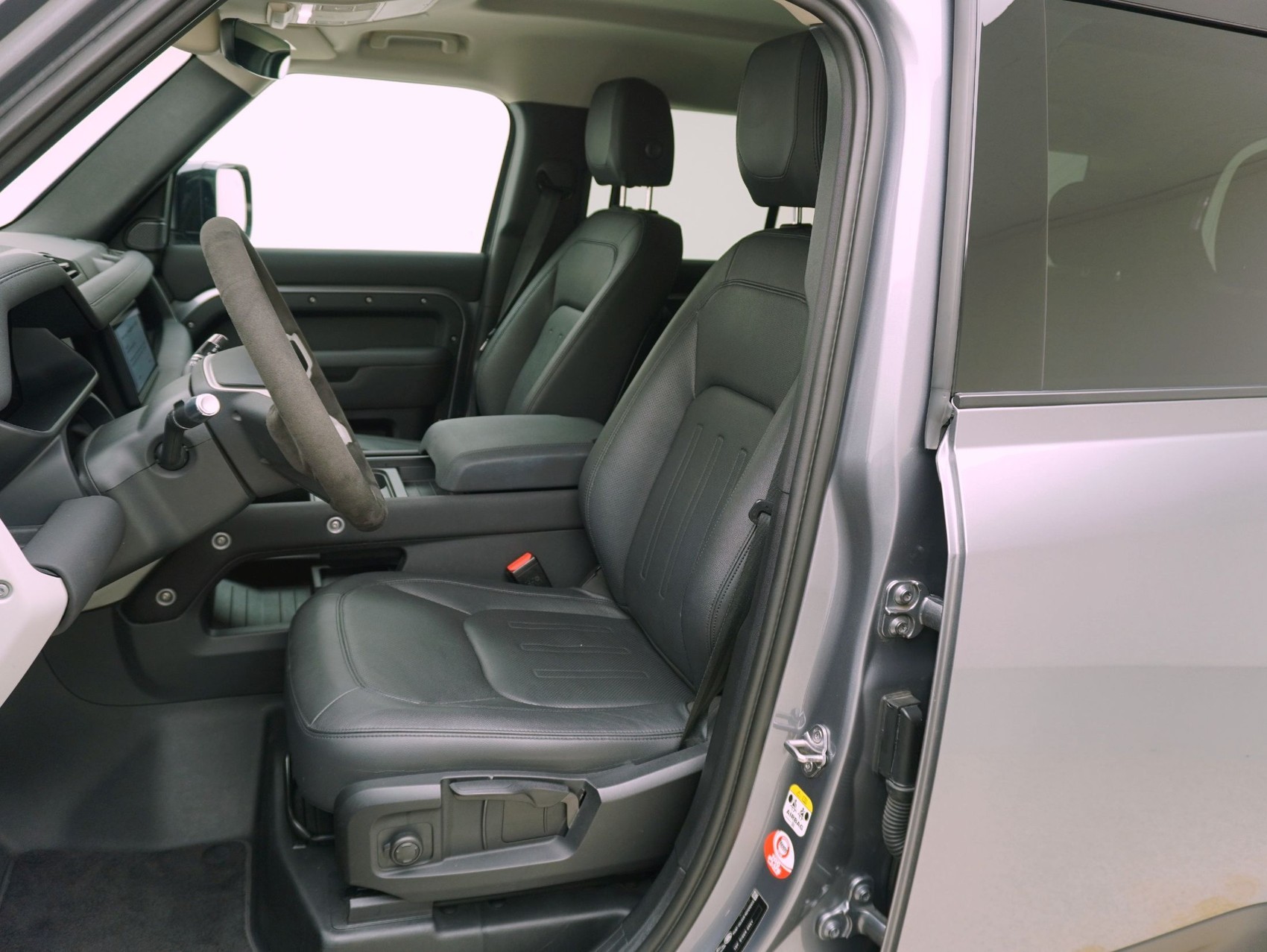 LAND ROVER Defender 2.0 P400e S-image-8