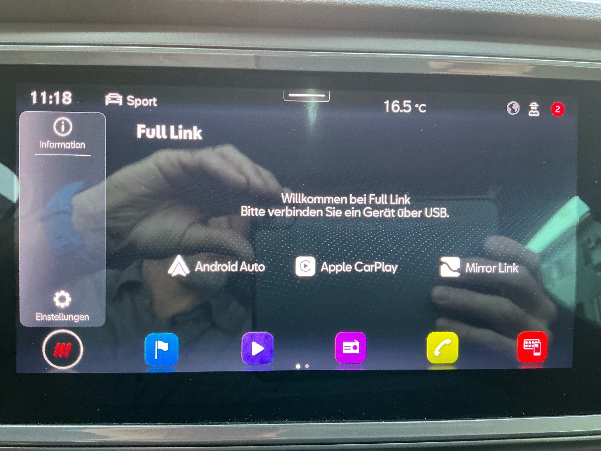 CUPRA Ateca VZ 4Drive *** PANORAMAGLASDACH & ASSISTENZPAKET ***-image-18