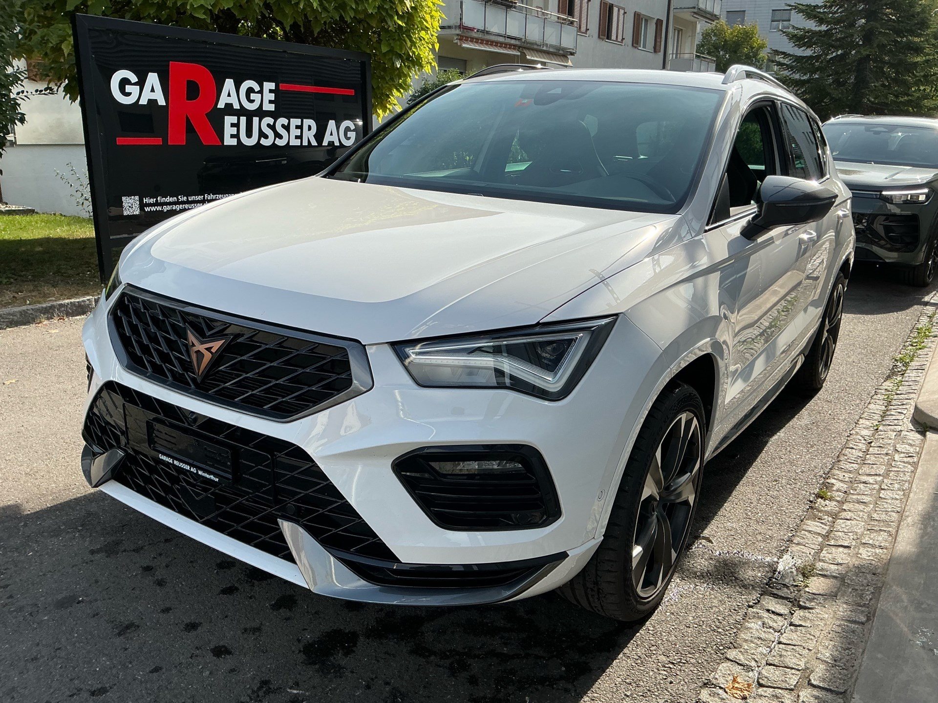 CUPRA Ateca VZ 4Drive *** PANORAMAGLASDACH & ASSISTENZPAKET ***-image-0