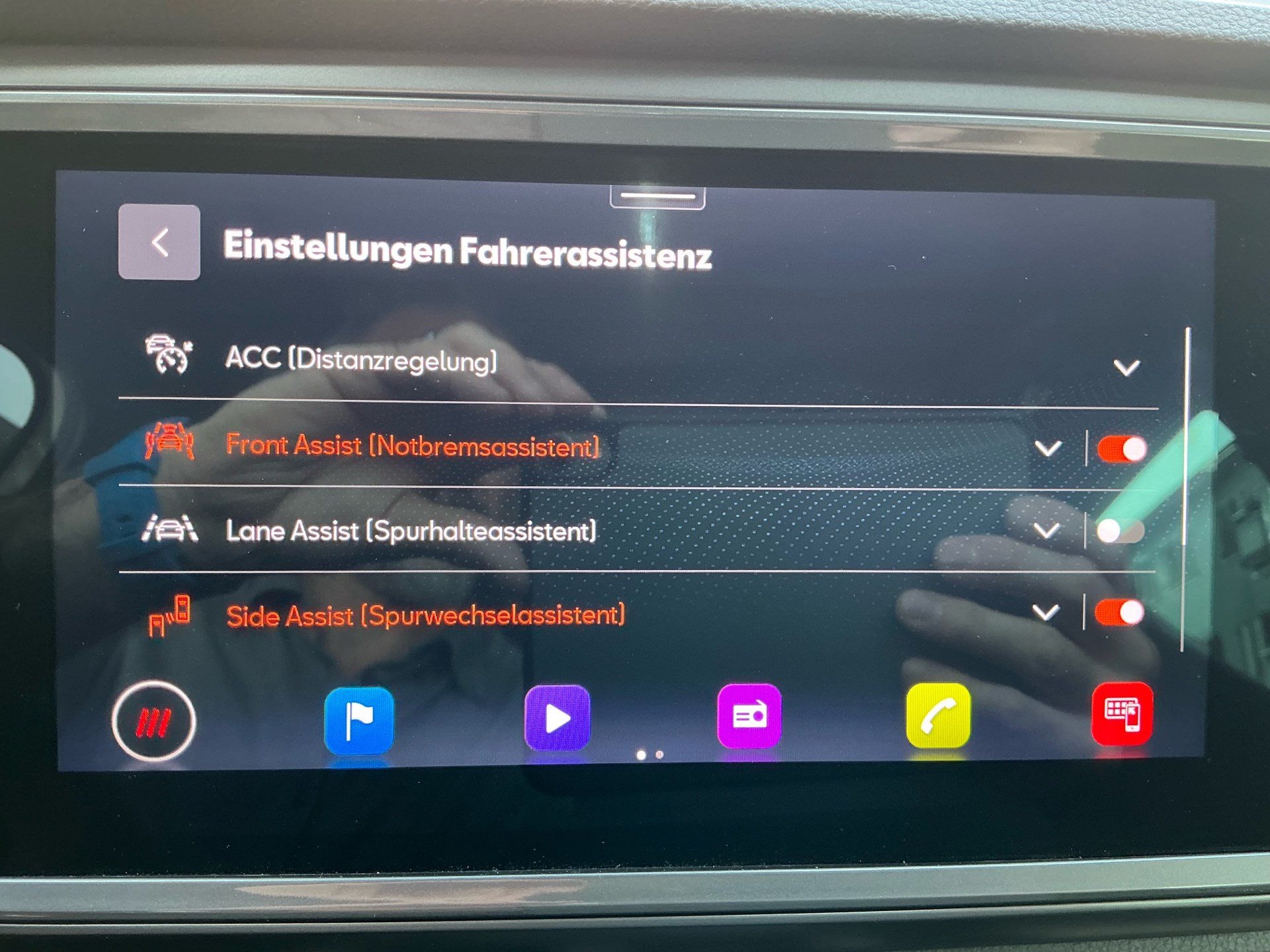 CUPRA Ateca VZ 4Drive *** PANORAMAGLASDACH & ASSISTENZPAKET ***-image-24