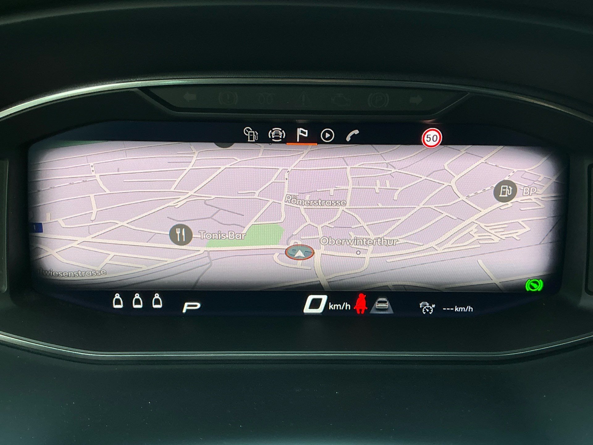 CUPRA Ateca VZ 4Drive *** PANORAMAGLASDACH & ASSISTENZPAKET ***-image-14