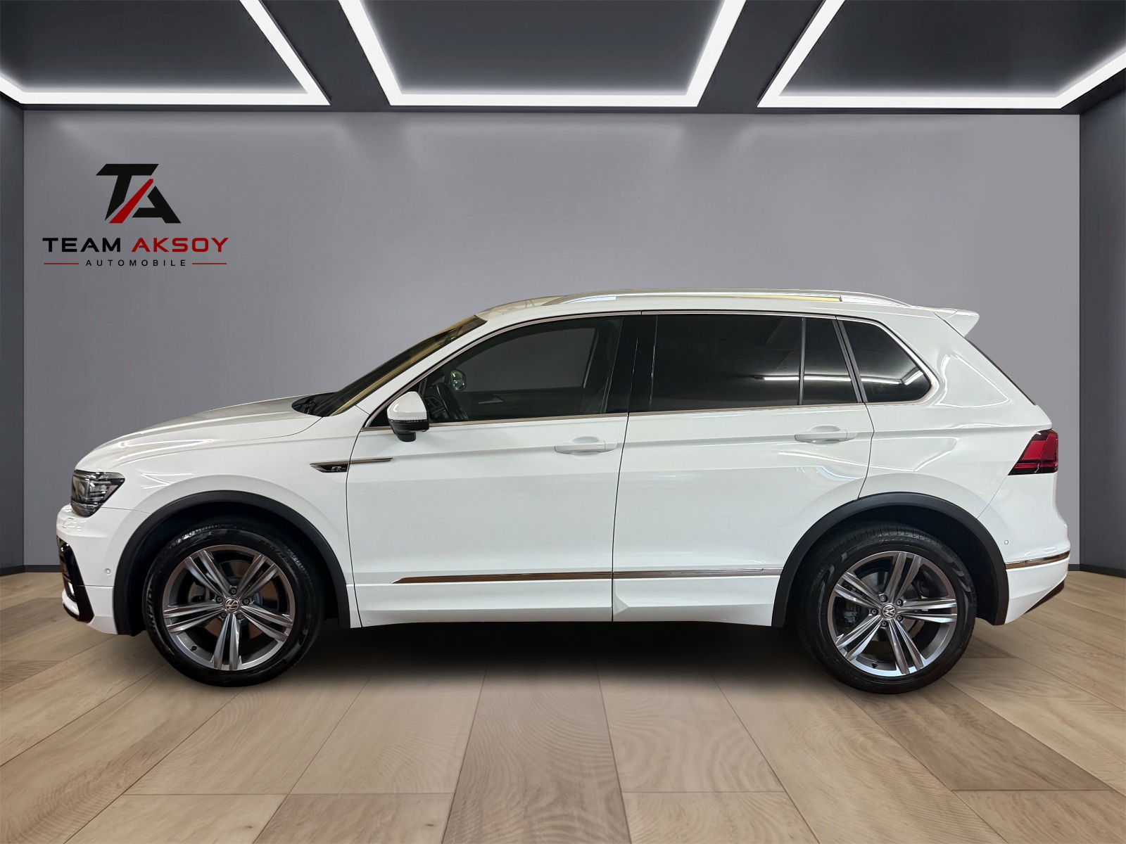 VW Tiguan 2.0 TDI SCR R-Line Highline 4Motion DSG-image-7