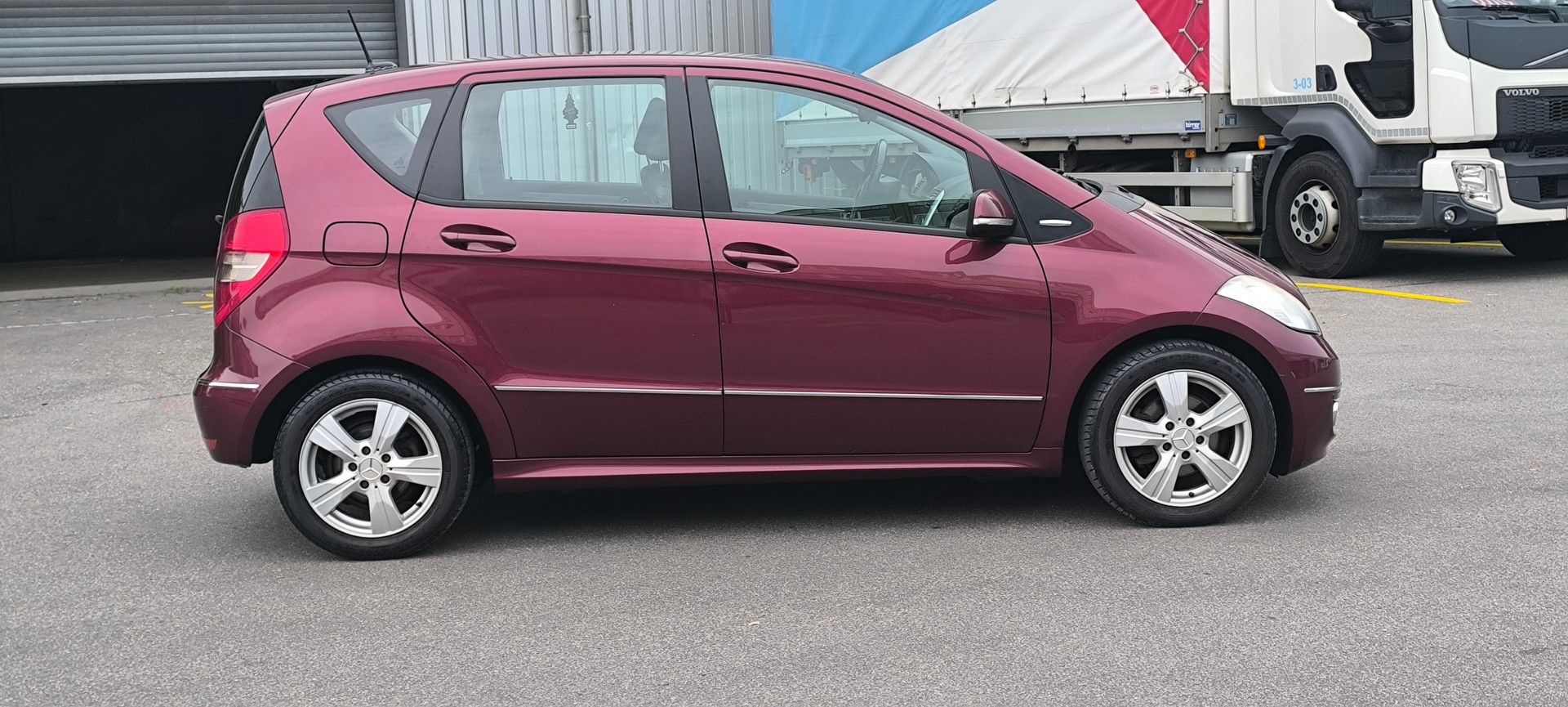 MERCEDES-BENZ A 150 Avantgarde Edition A-image-2