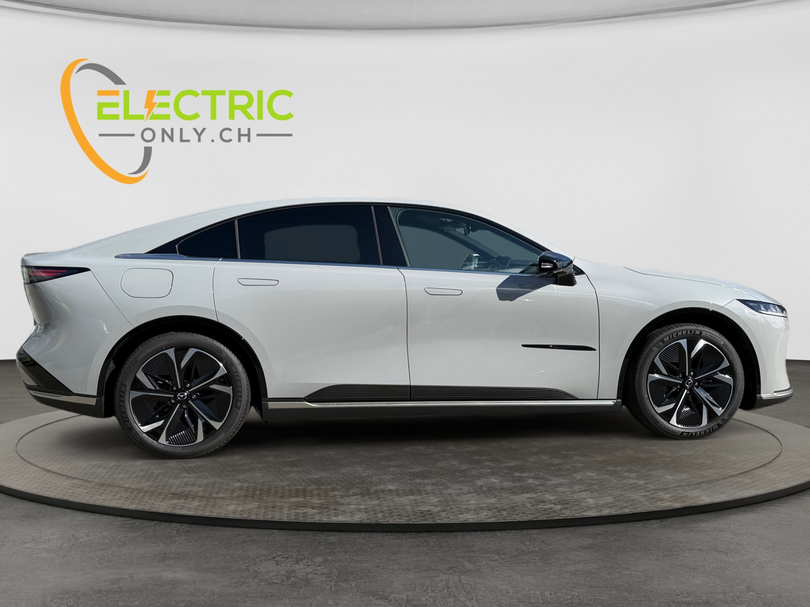 MAZDA 6e 258 69kWh Takumi Plus-image-5
