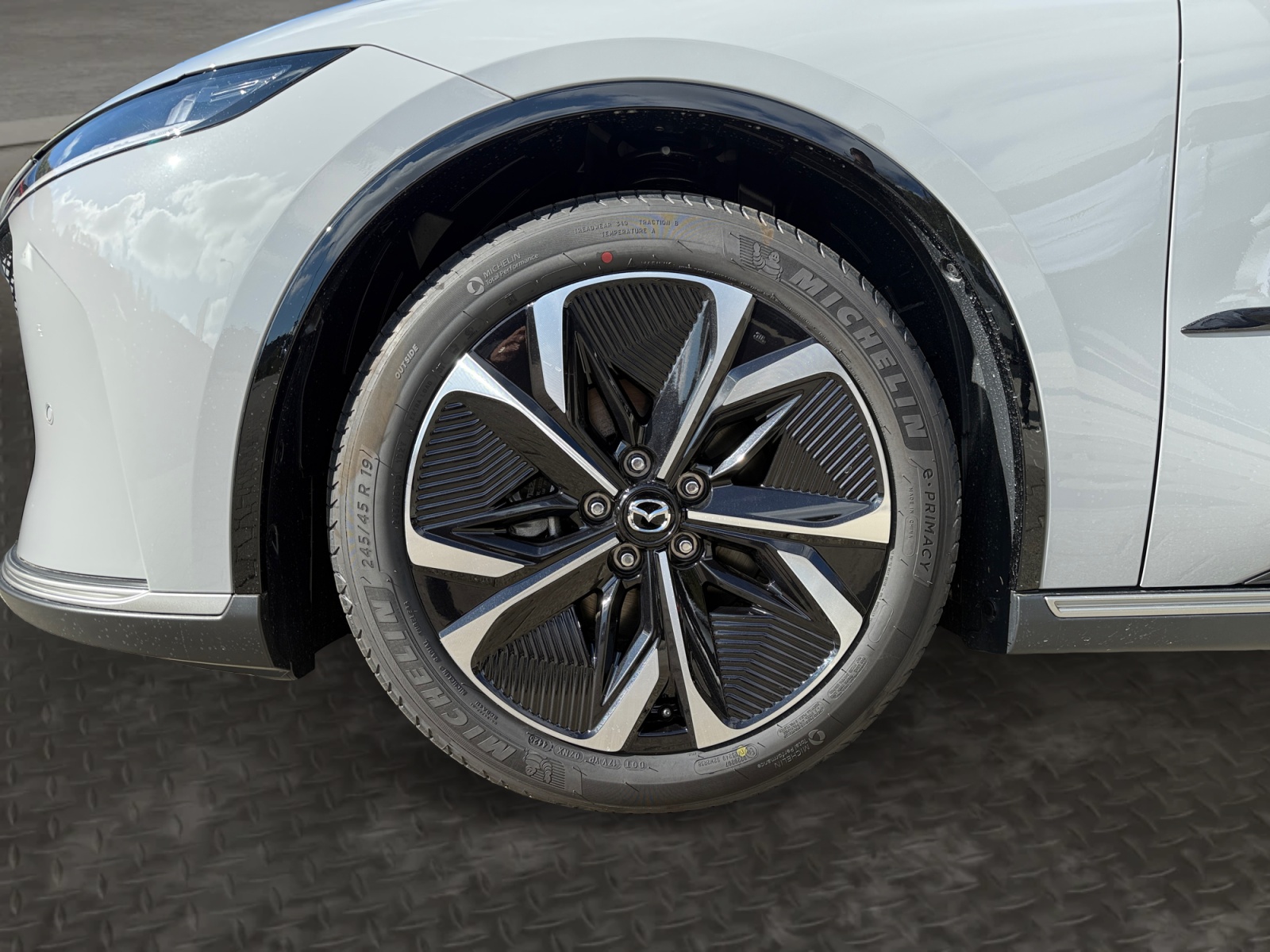 MAZDA 6e 258 69kWh Takumi Plus-image-8