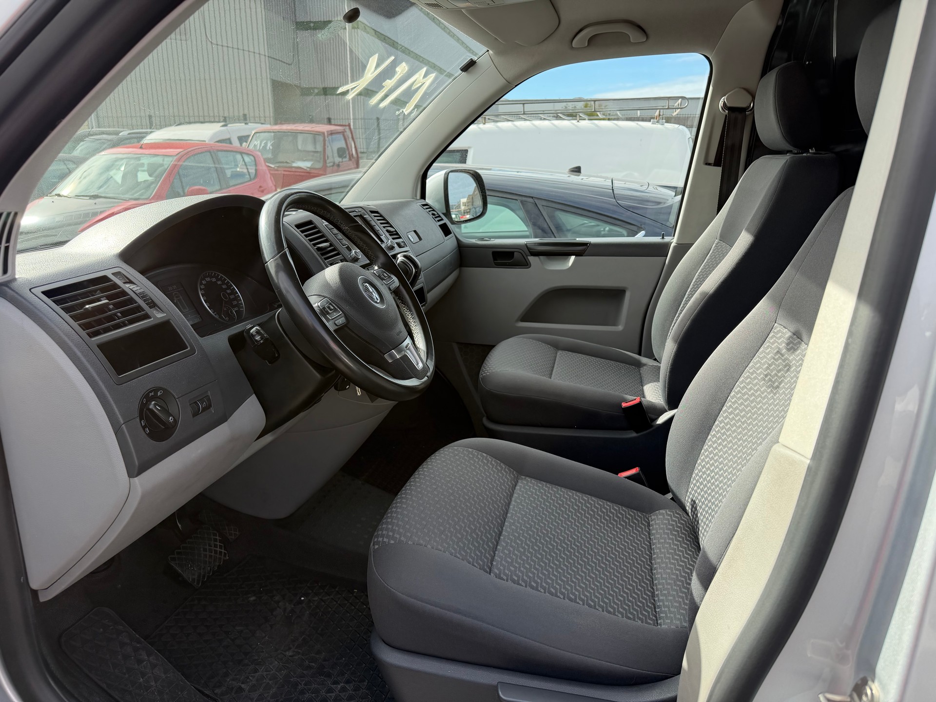 VW T5 2.0 Bi-TDI 4Motion DSG **FRISCH AB MFK**-image-8