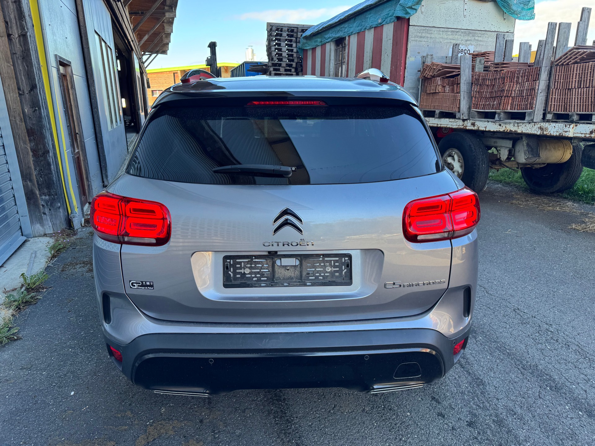CITROEN C5 Aircross 1.5 BlueHD Shine EAT8-image-4