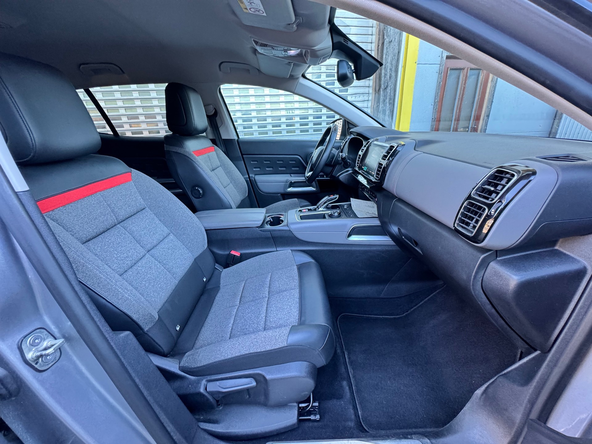 CITROEN C5 Aircross 1.5 BlueHD Shine EAT8-image-11