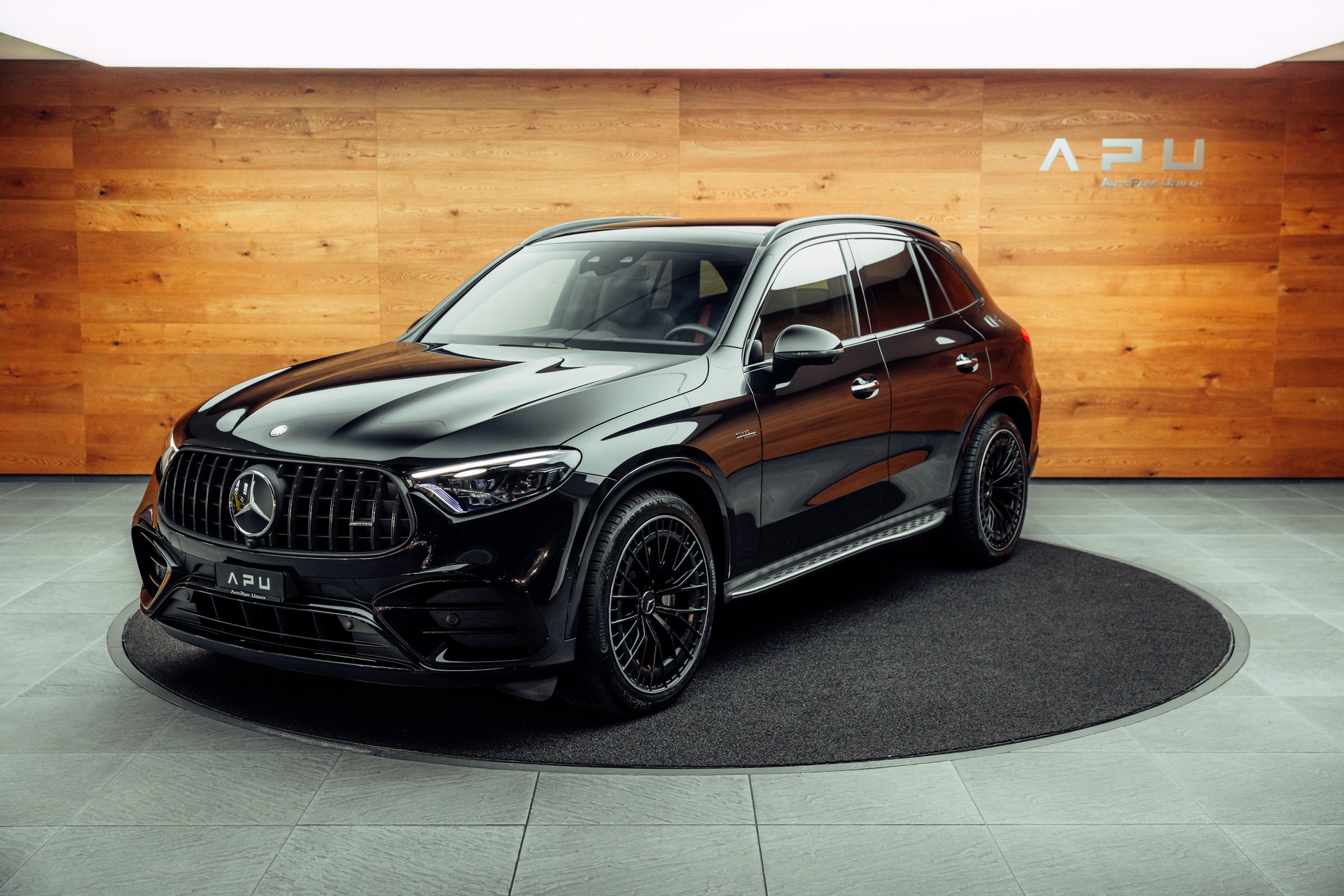 MERCEDES-BENZ GLC 43 AMG Executive Edition 4Matic 9G-Tronic-image-3