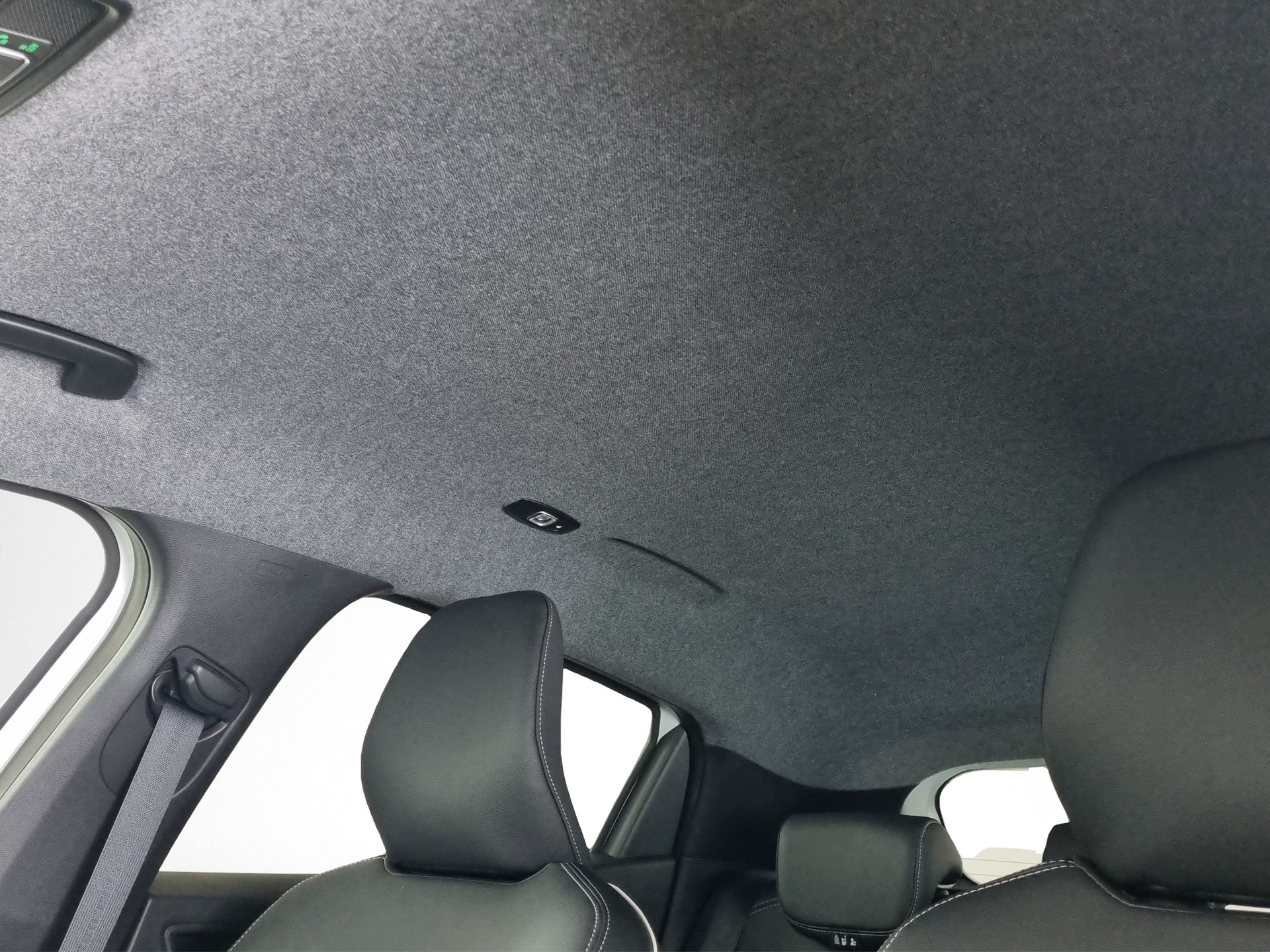 MITSUBISHI Colt 1.6 HEV Intense-image-12