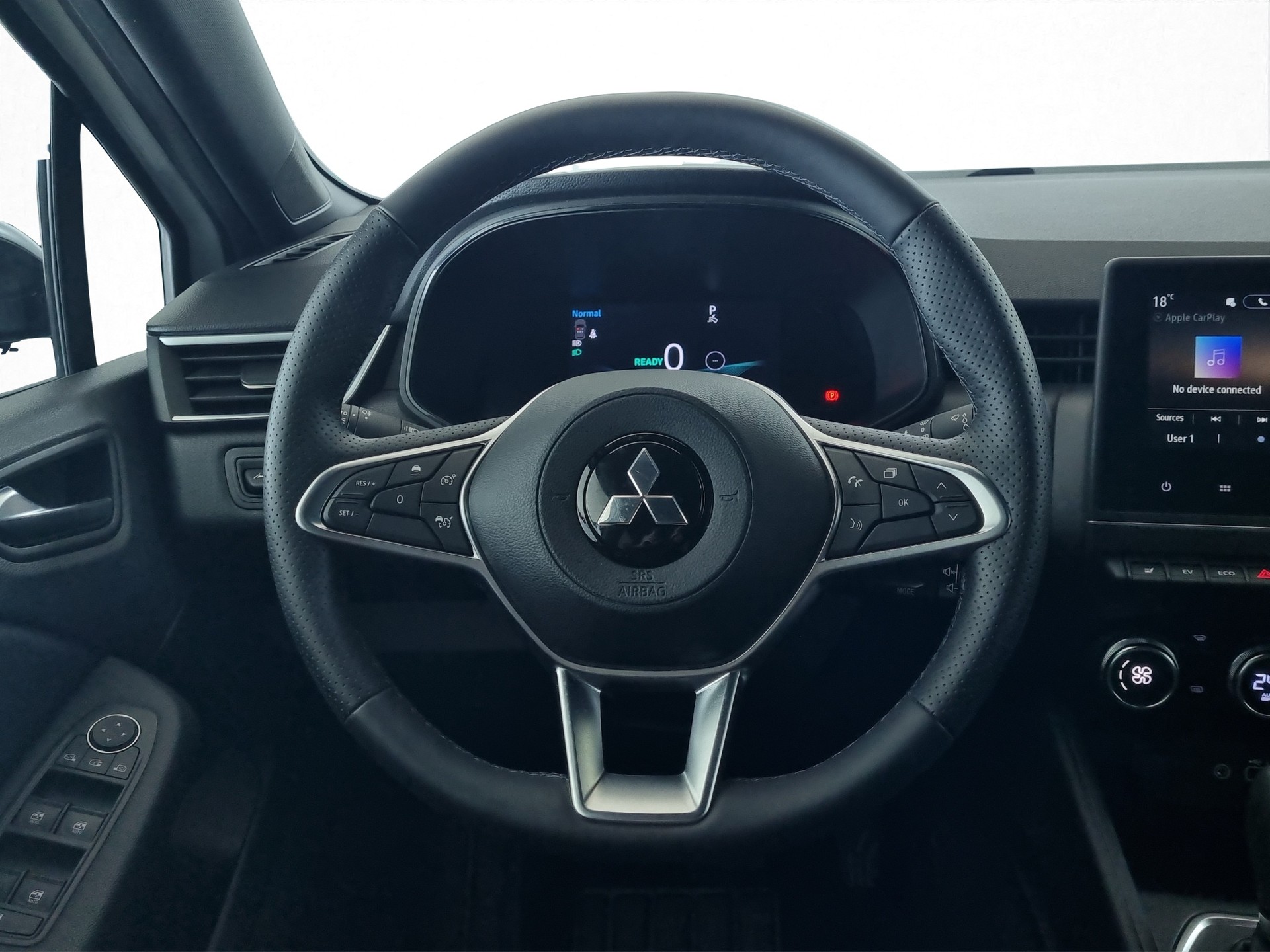 MITSUBISHI Colt 1.6 HEV Intense-image-8