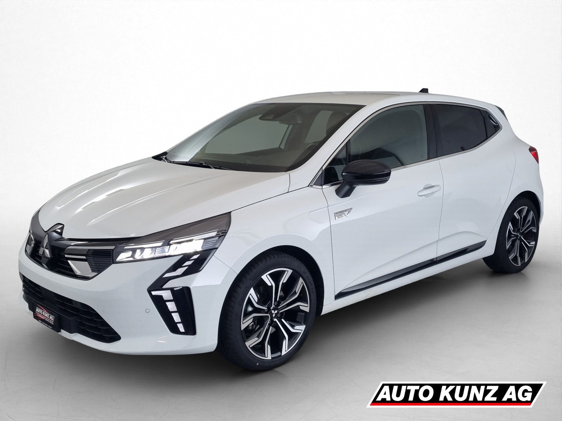 MITSUBISHI Colt 1.6 HEV Intense-image-0